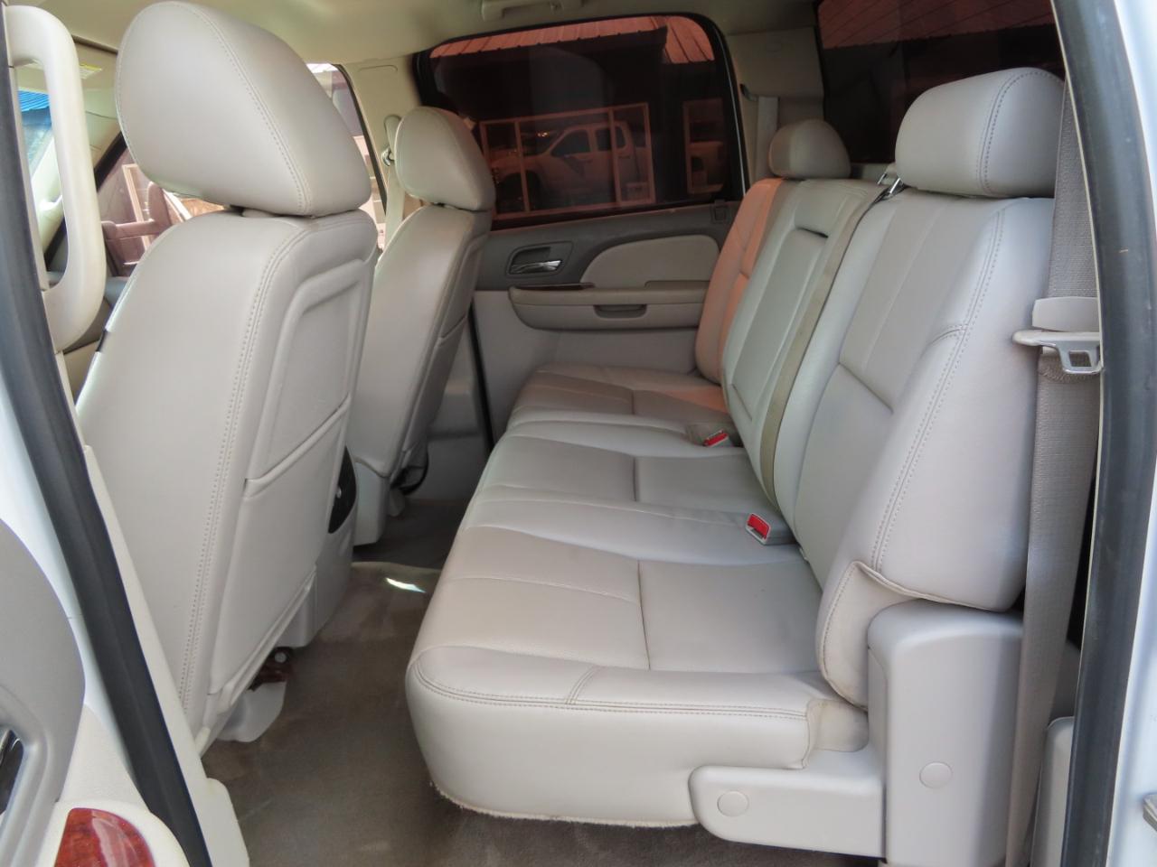 Chevrolet Silverado 2500HD 4WD Crew Cab 153.7" LTZ 2013