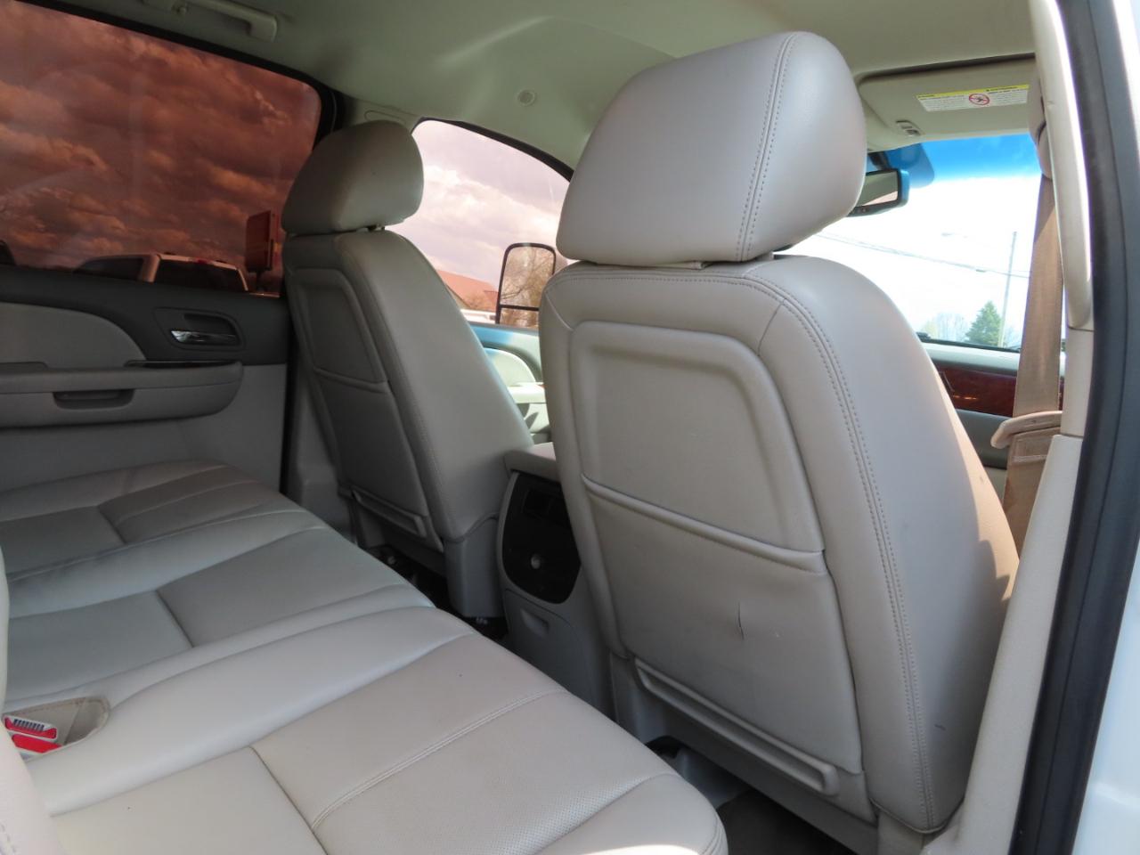 Chevrolet Silverado 2500HD 4WD Crew Cab 153.7" LTZ 2013