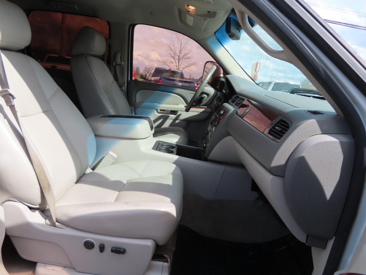 Chevrolet Silverado 2500HD 4WD Crew Cab 153.7" LTZ 2013