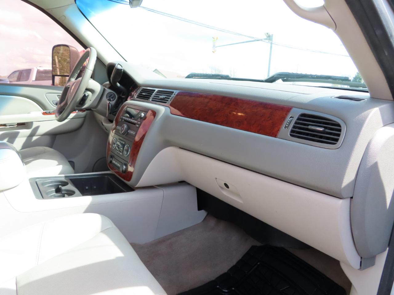 Chevrolet Silverado 2500HD 4WD Crew Cab 153.7" LTZ 2013