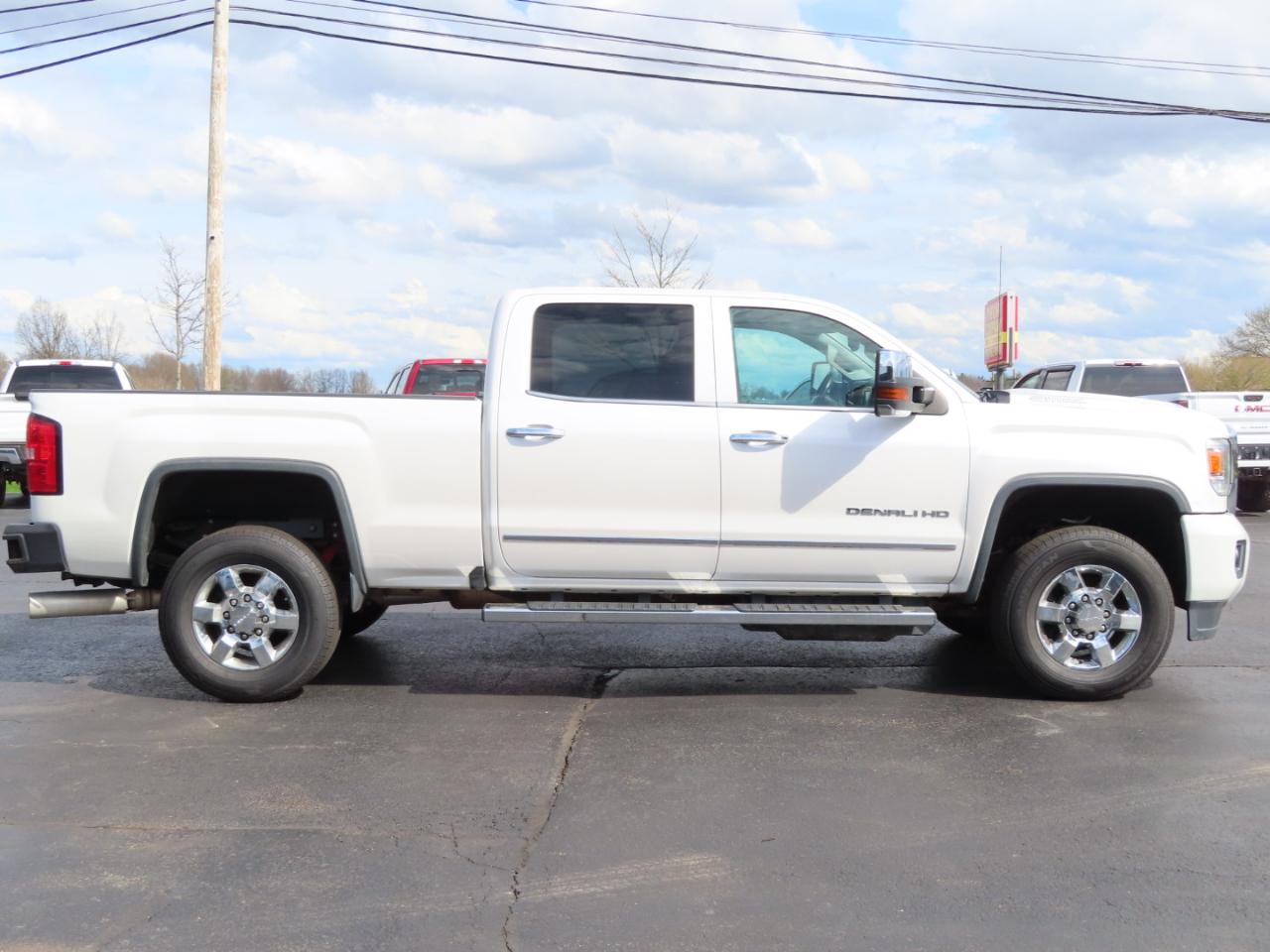GMC Sierra 3500HD 4WD Crew Cab 153.7" Denali 2019