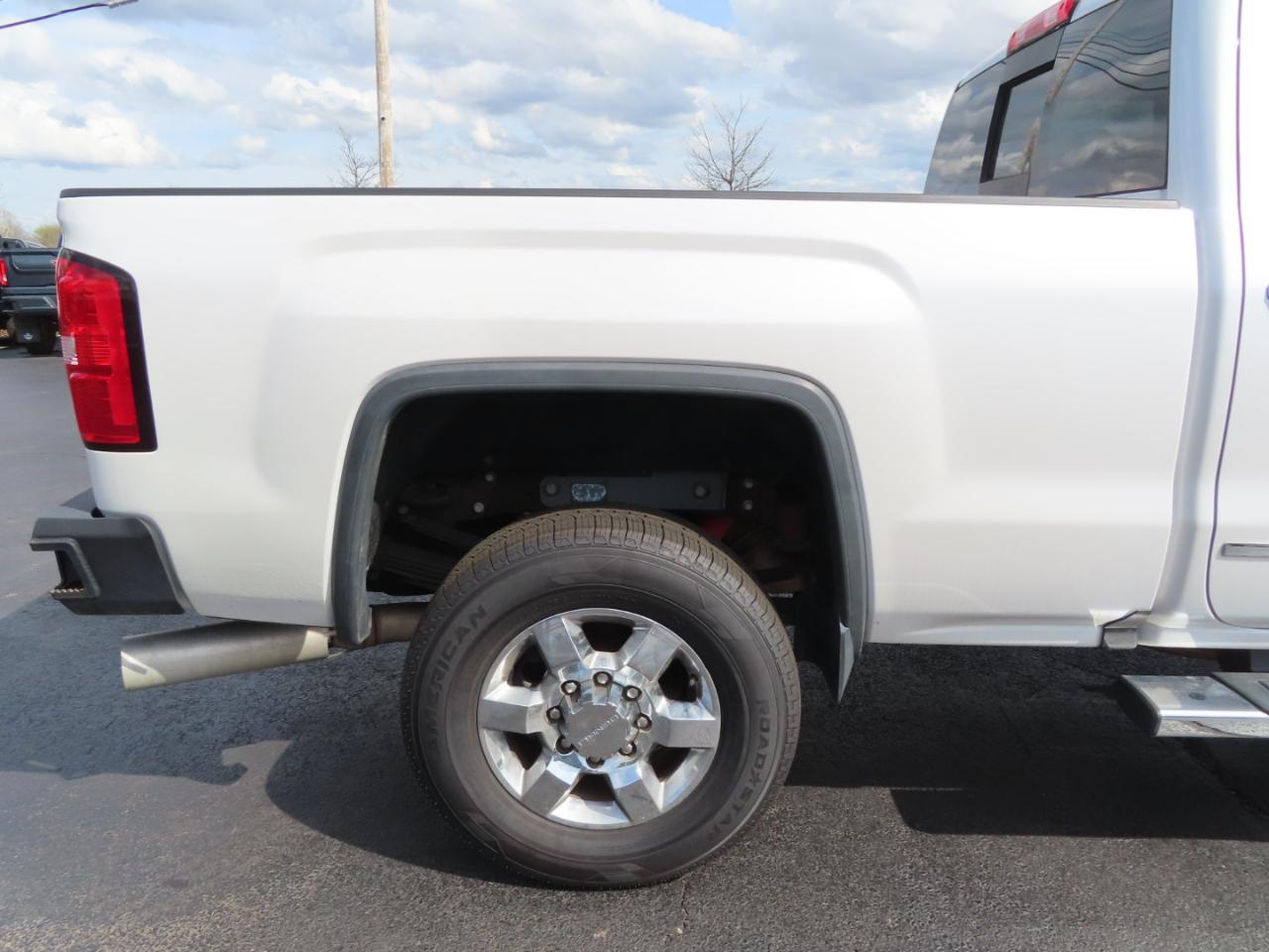 GMC Sierra 3500HD 4WD Crew Cab 153.7" Denali 2019