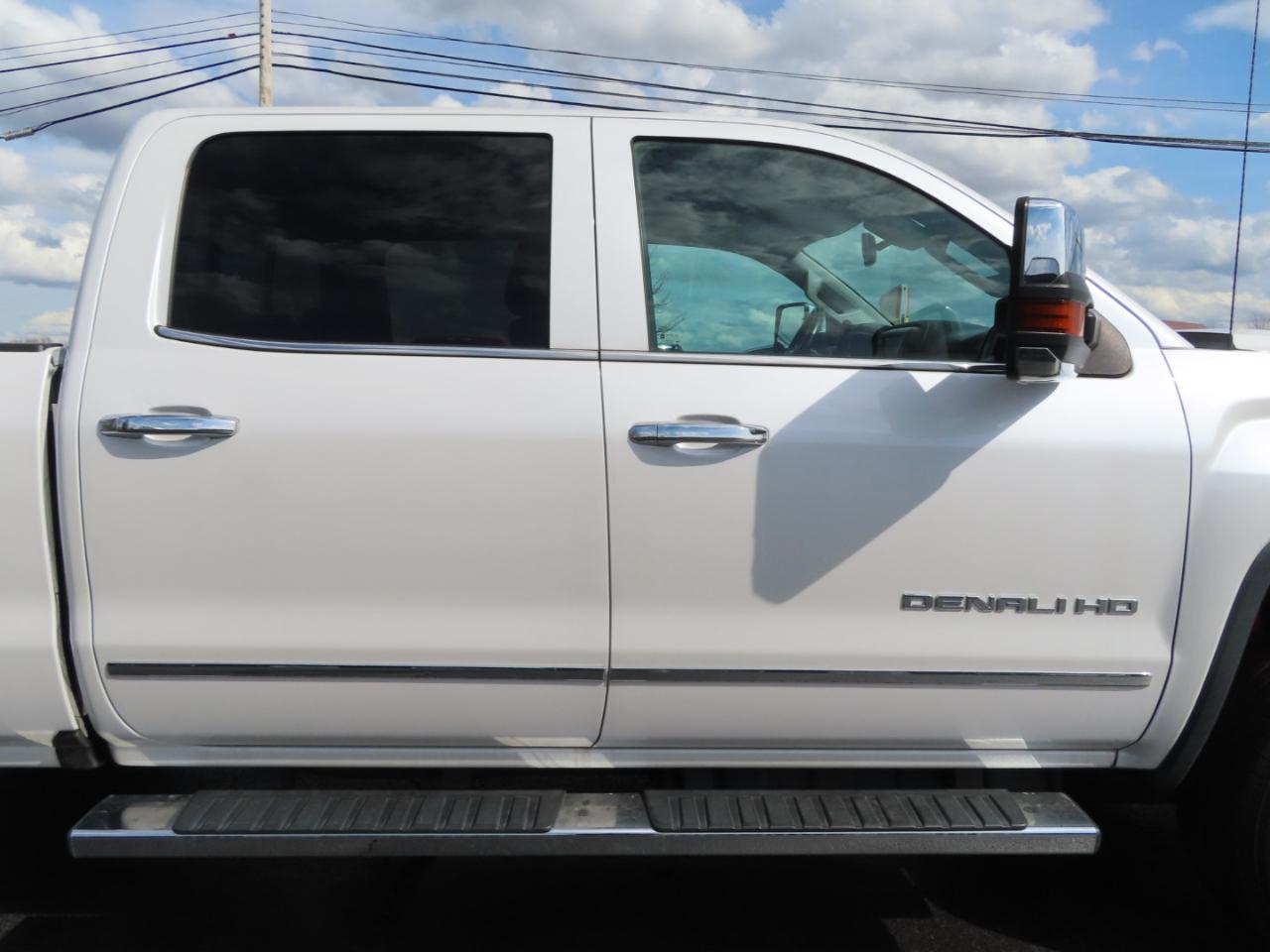 GMC Sierra 3500HD 4WD Crew Cab 153.7" Denali 2019