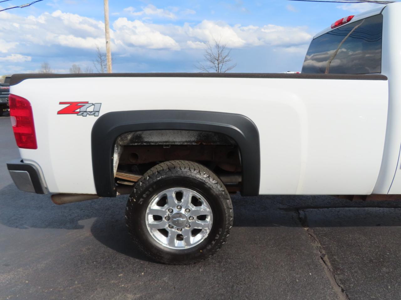 Chevrolet Silverado 2500HD 4WD Ext Cab 158.2" LT 2012
