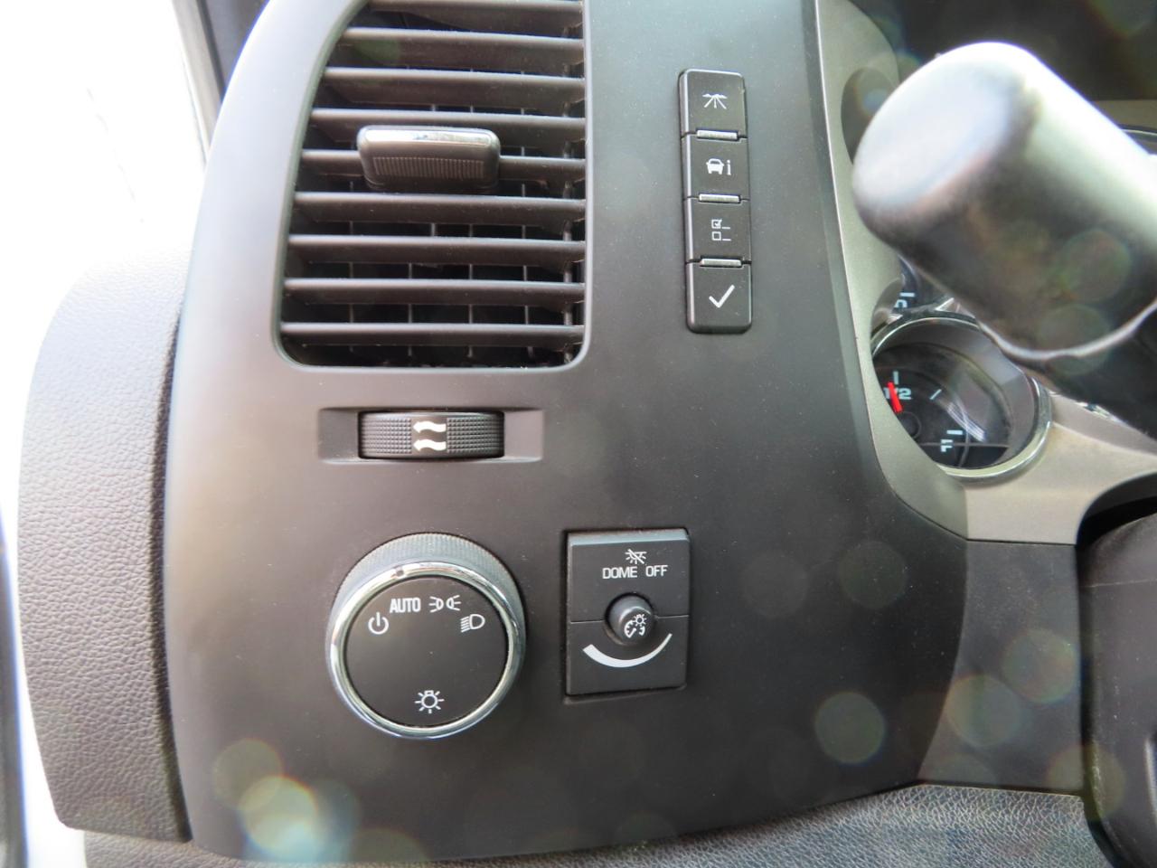 Chevrolet Silverado 2500HD 4WD Ext Cab 158.2" LT 2012