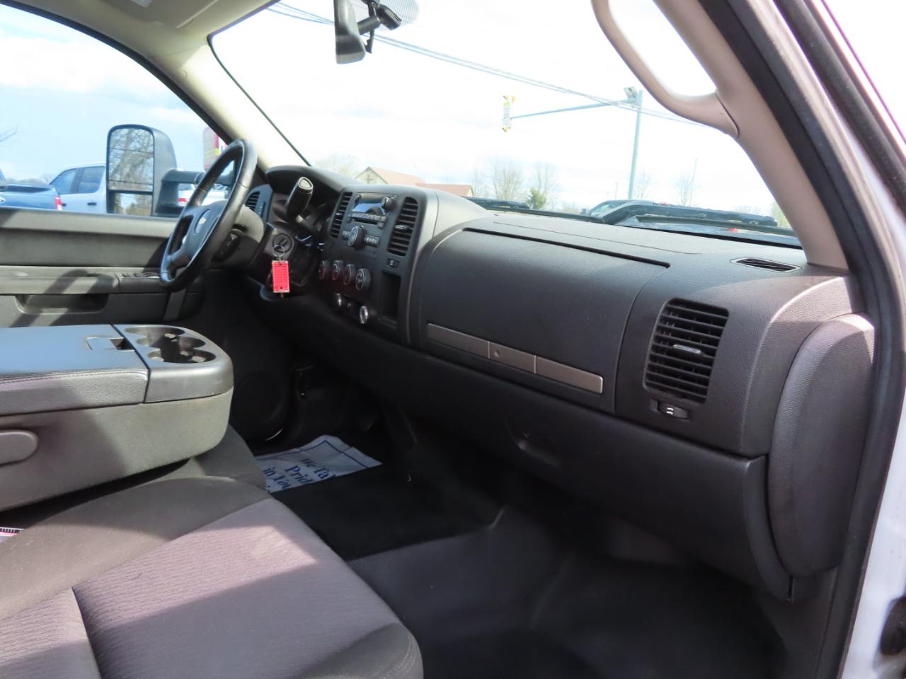 Chevrolet Silverado 2500HD 4WD Ext Cab 158.2" LT 2012