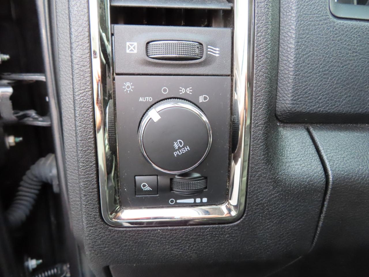 RAM 2500 Big Horn 4x4 Mega Cab 6'4" Box 2018