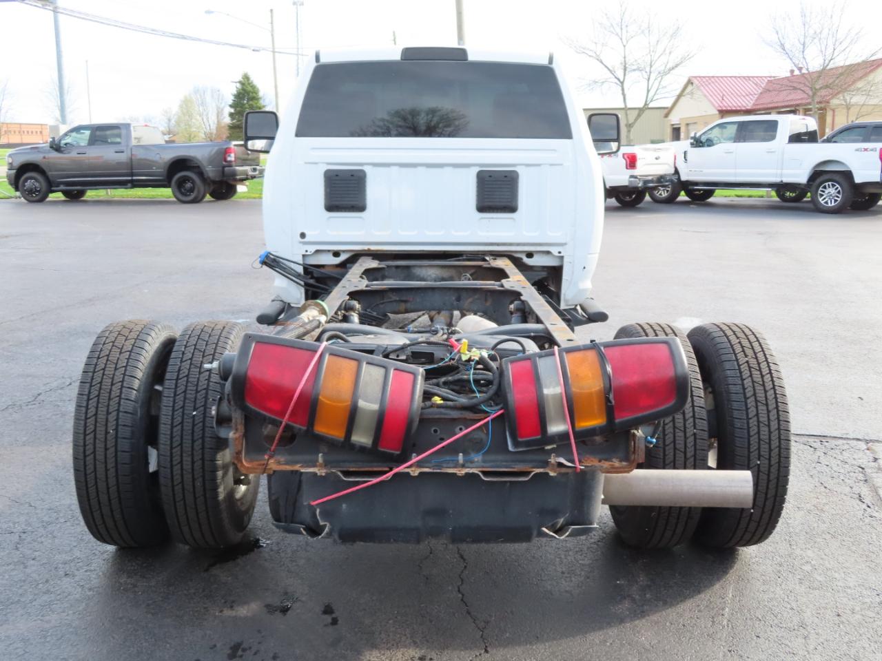 RAM 3500 Chassis Cab Tradesman 4WD Reg Cab 84" CA 167.5" WB 2024