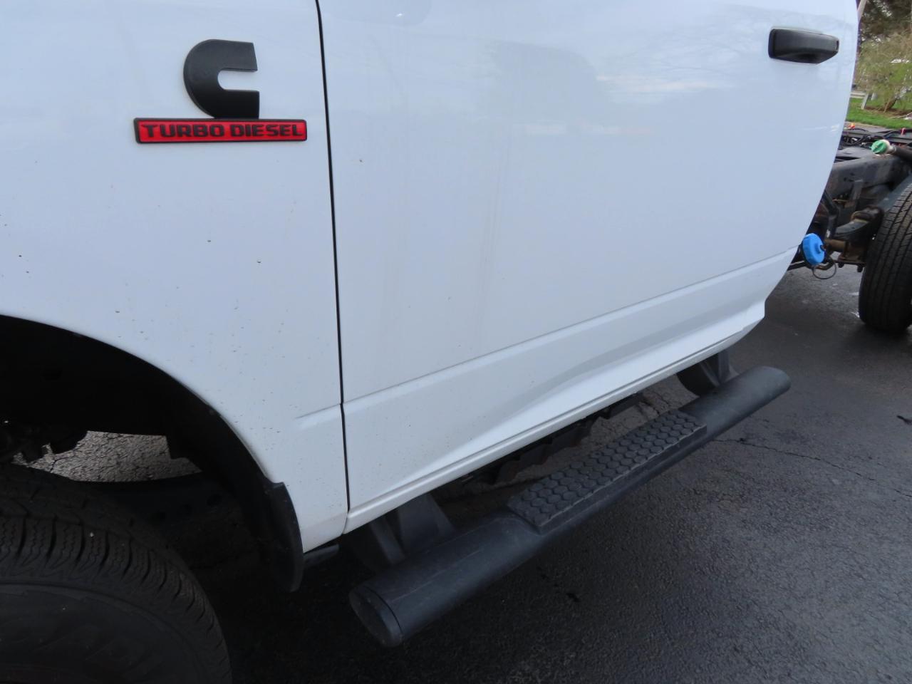 RAM 3500 Chassis Cab Tradesman 4WD Reg Cab 84" CA 167.5" WB 2024