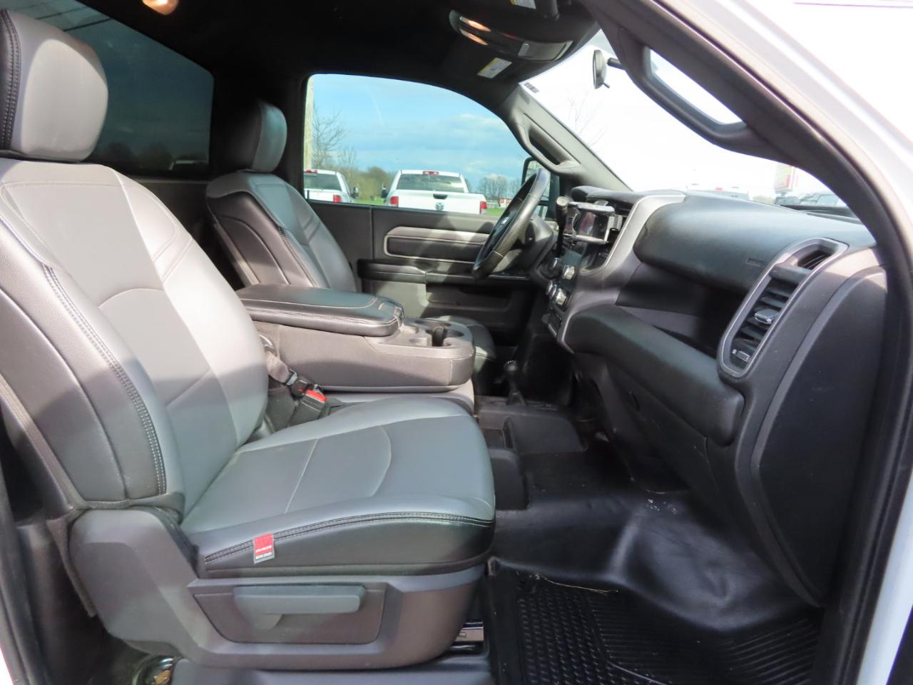 RAM 3500 Chassis Cab Tradesman 4WD Reg Cab 84" CA 167.5" WB 2024