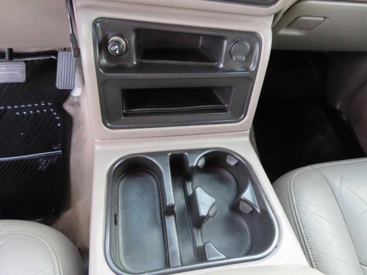 Chevrolet Silverado 2500HD Crew Cab 153" WB 4WD LT 2005