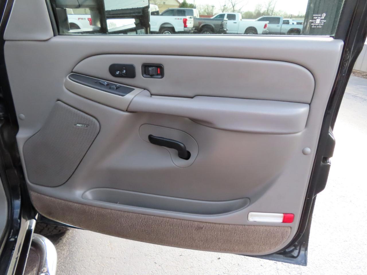 Chevrolet Silverado 2500HD Crew Cab 153" WB 4WD LT 2005