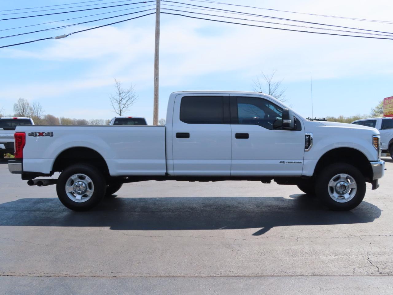 Ford Super Duty F-250 SRW XLT 4WD Crew Cab 8' Box 2018