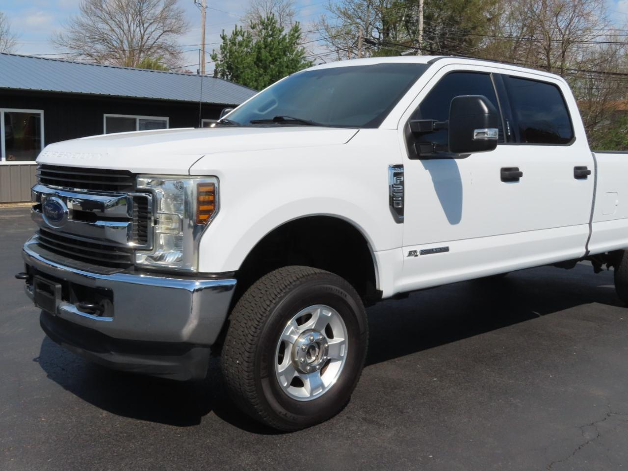 Ford Super Duty F-250 SRW XLT 4WD Crew Cab 8' Box 2018