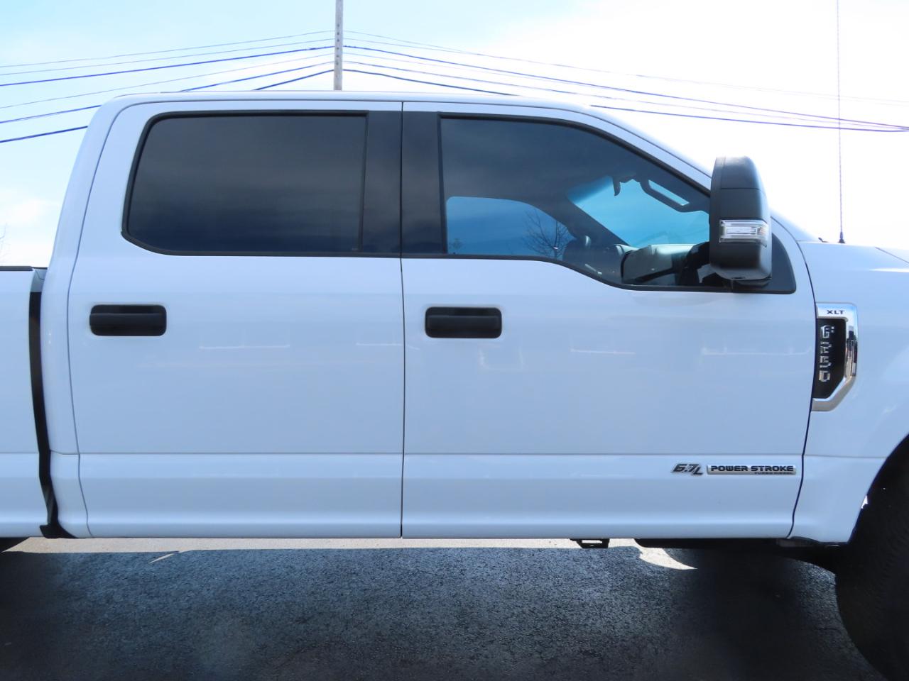 Ford Super Duty F-250 SRW XLT 4WD Crew Cab 8' Box 2018