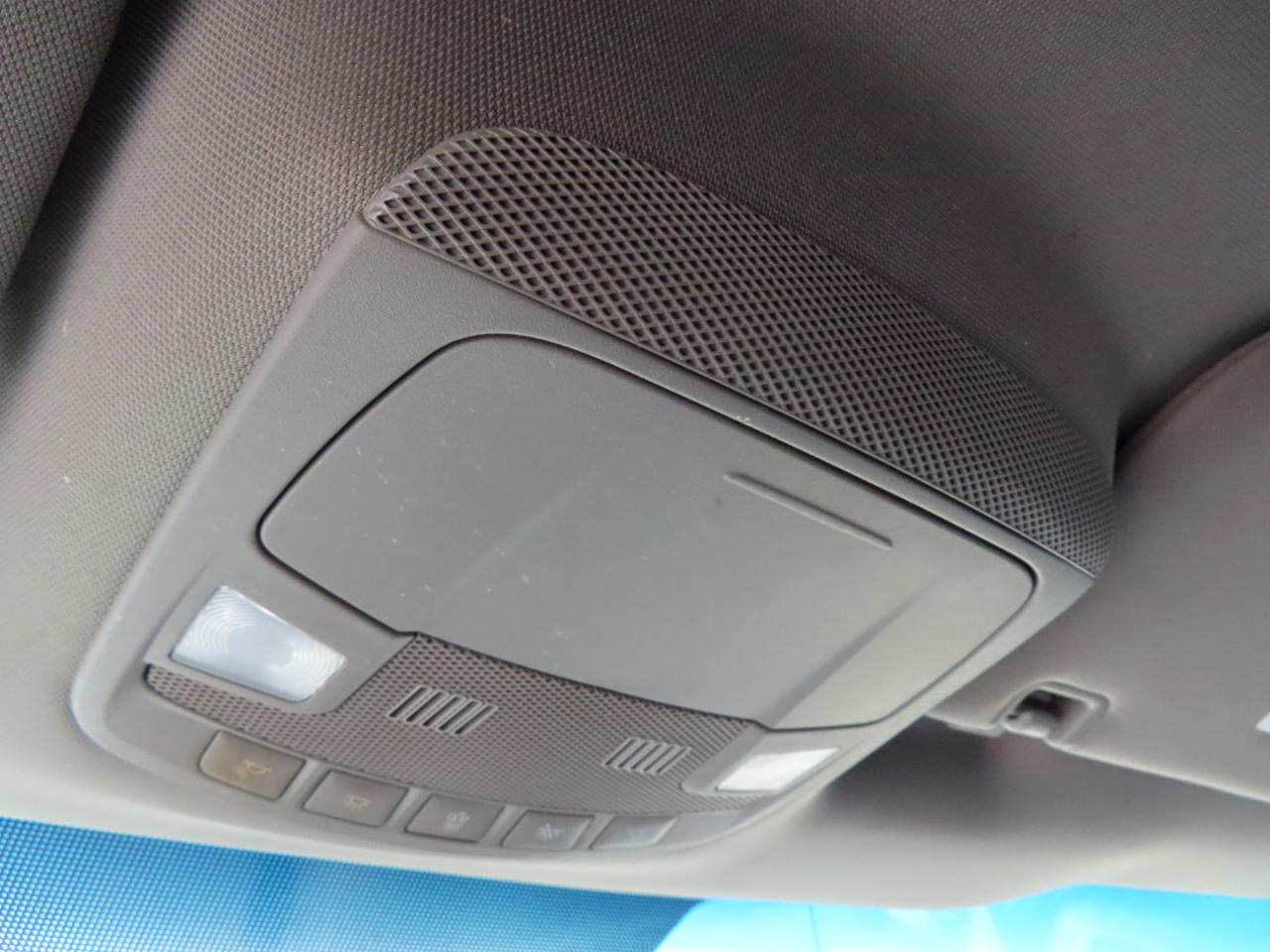 Ford Super Duty F-250 SRW XLT 4WD Crew Cab 8' Box 2018