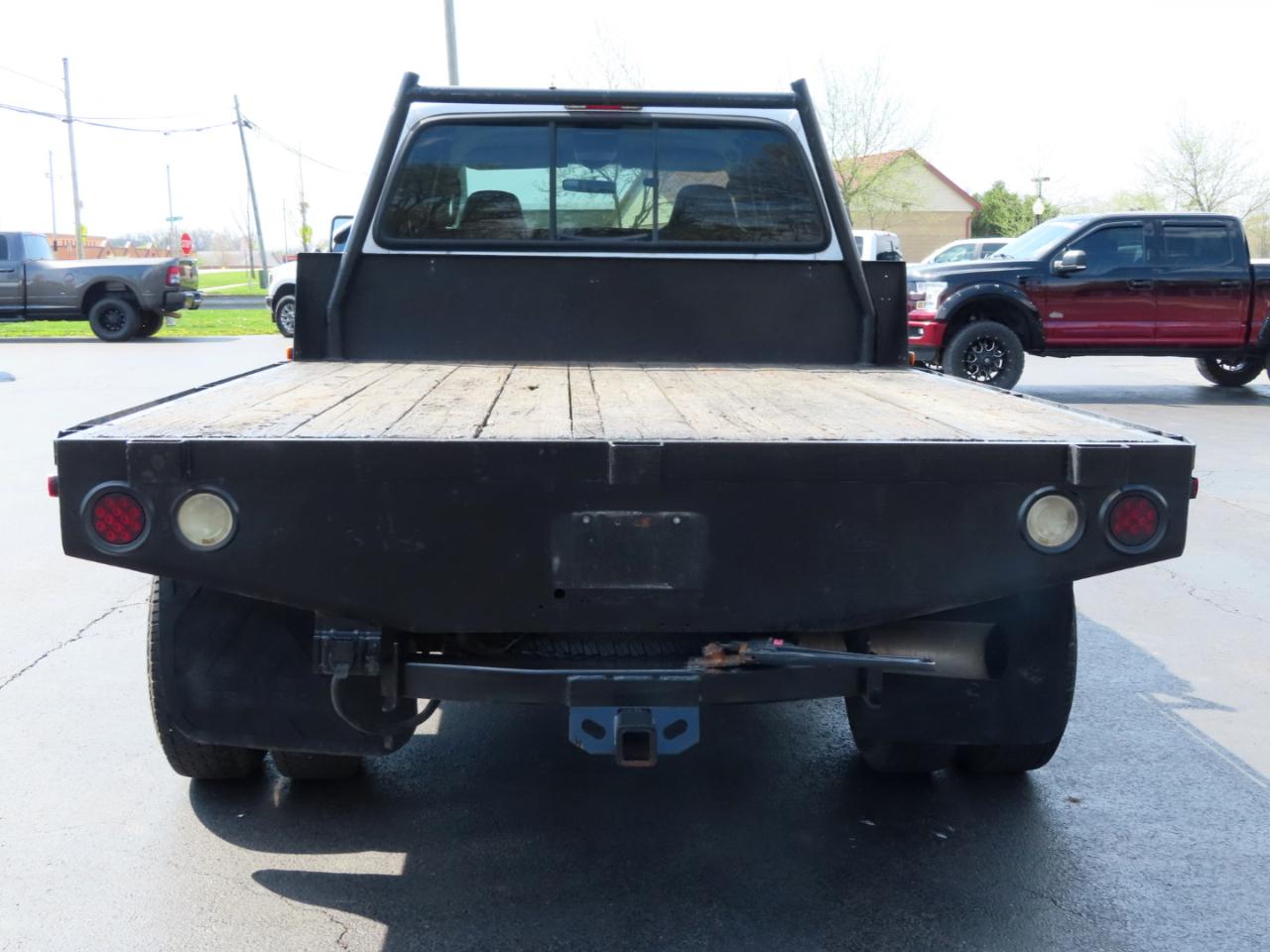 Ford Super Duty F-350 DRW Crew Cab 172" Lariat 4WD 2003