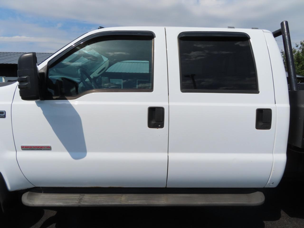 Ford Super Duty F-350 DRW Crew Cab 172" Lariat 4WD 2003