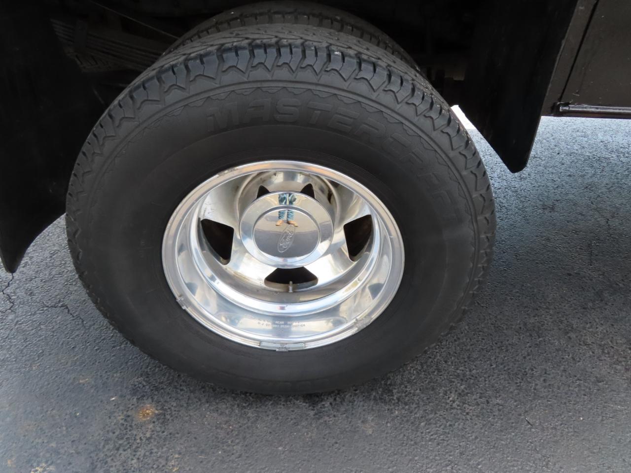 Ford Super Duty F-350 DRW Crew Cab 172" Lariat 4WD 2003