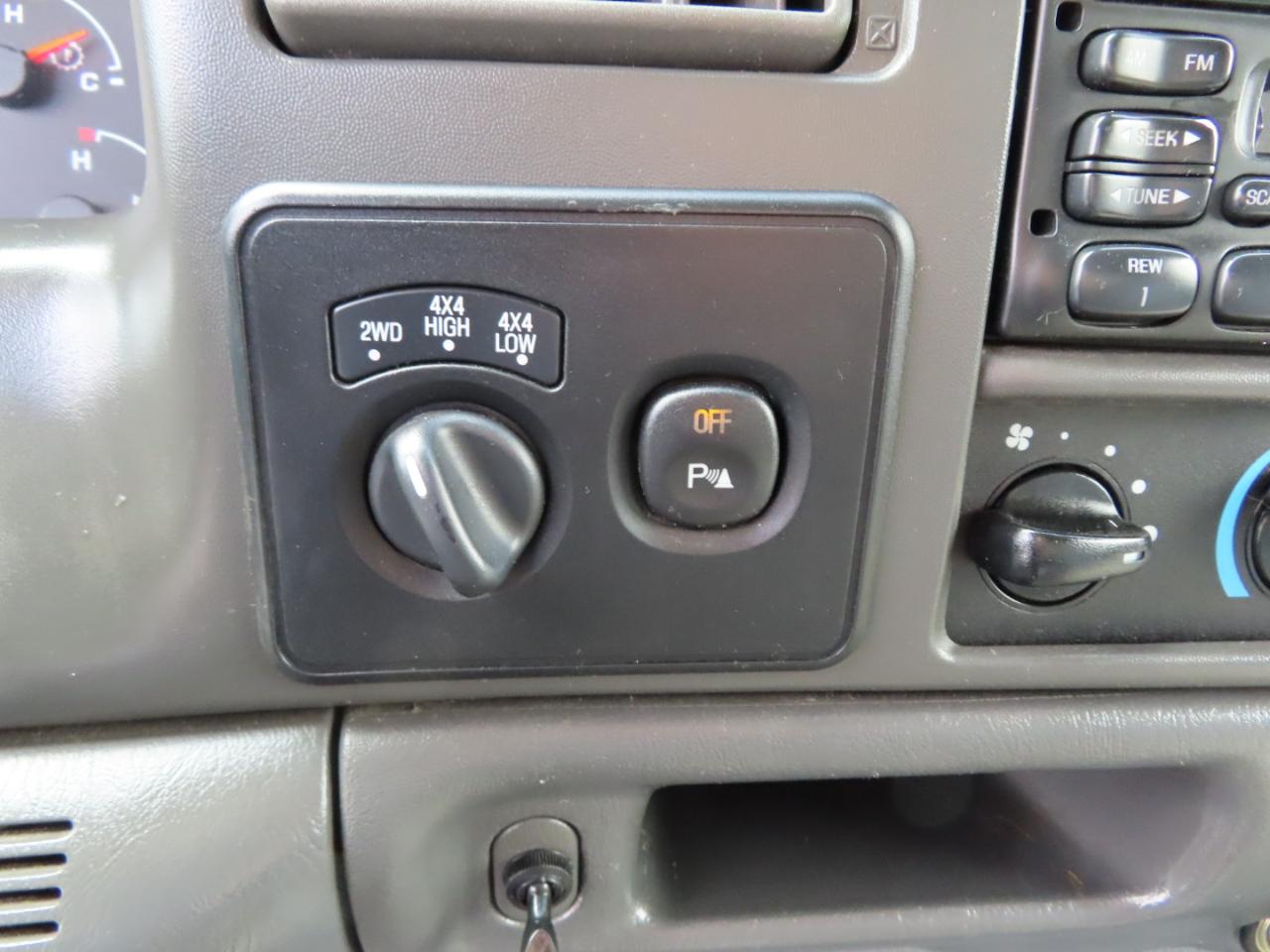 Ford Super Duty F-350 DRW Crew Cab 172" Lariat 4WD 2003