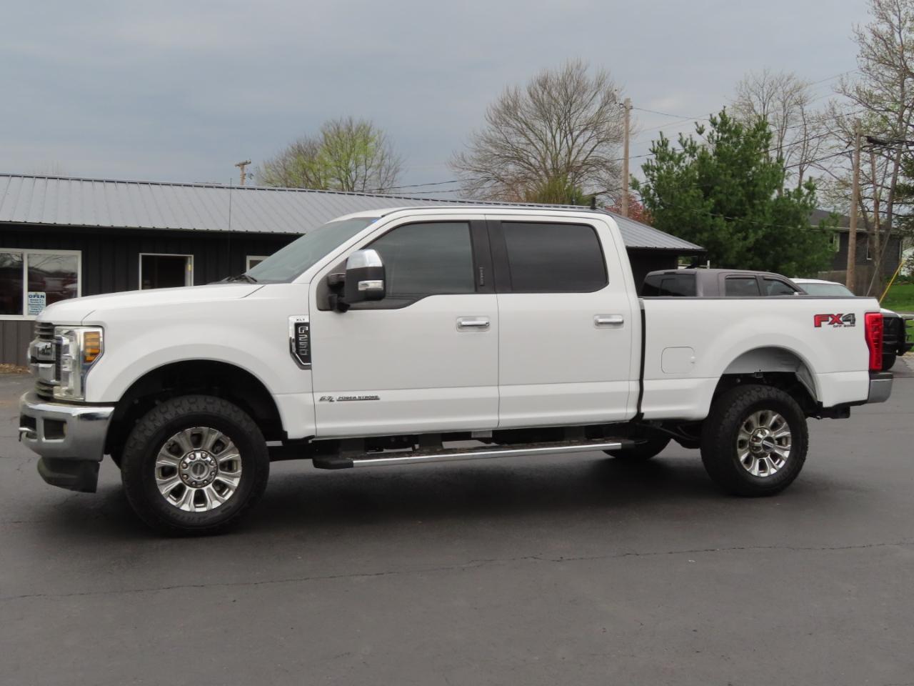 Ford Super Duty F-250 SRW XLT 4WD Crew Cab 6.75' Box 2018