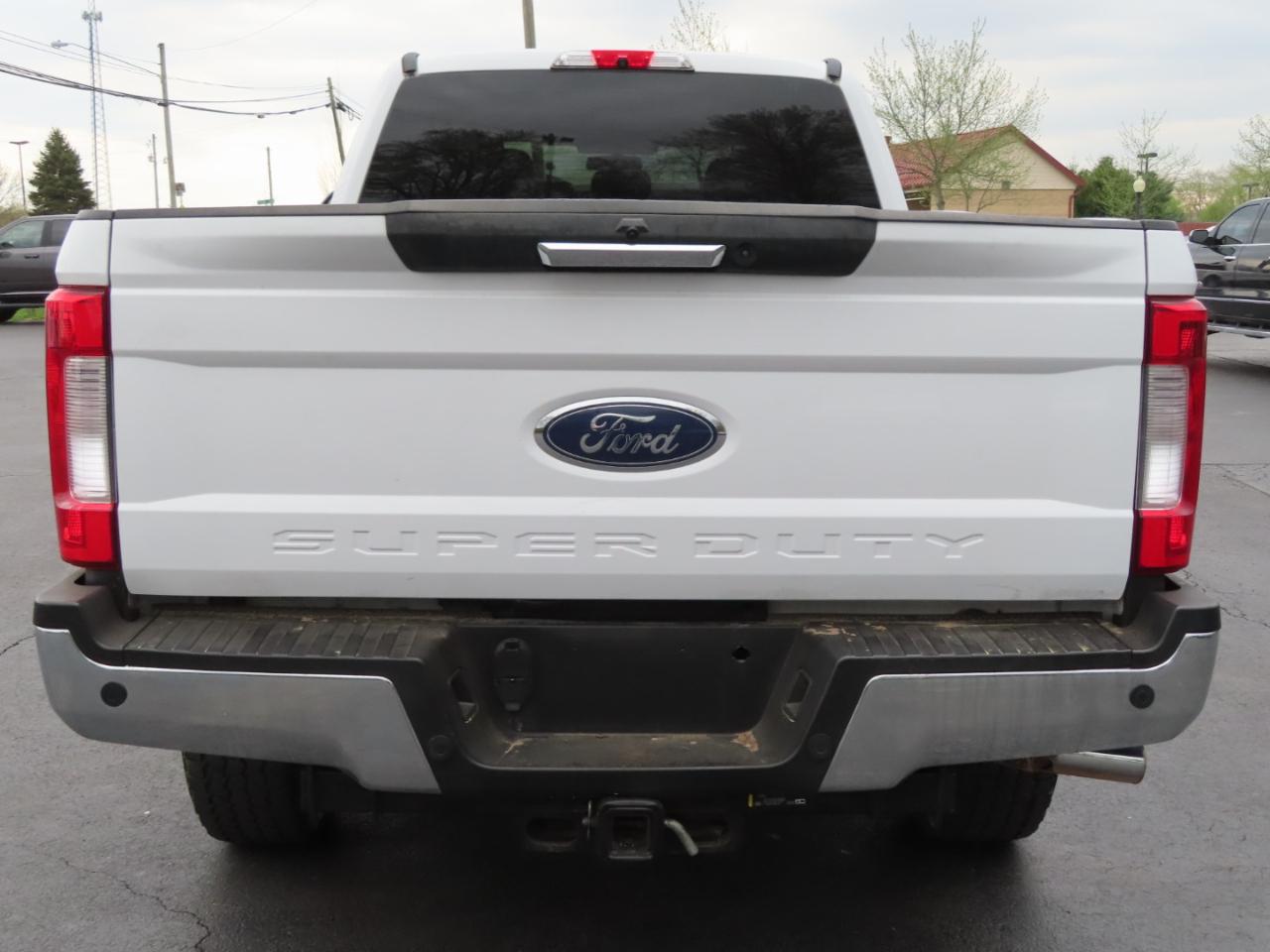 Ford Super Duty F-250 SRW XLT 4WD Crew Cab 6.75' Box 2018