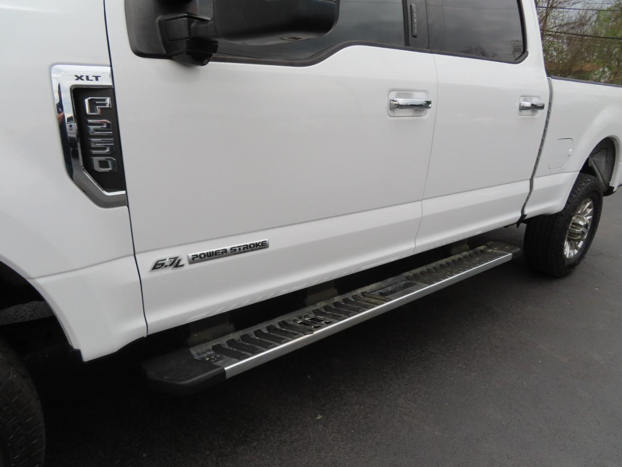 Ford Super Duty F-250 SRW XLT 4WD Crew Cab 6.75' Box 2018