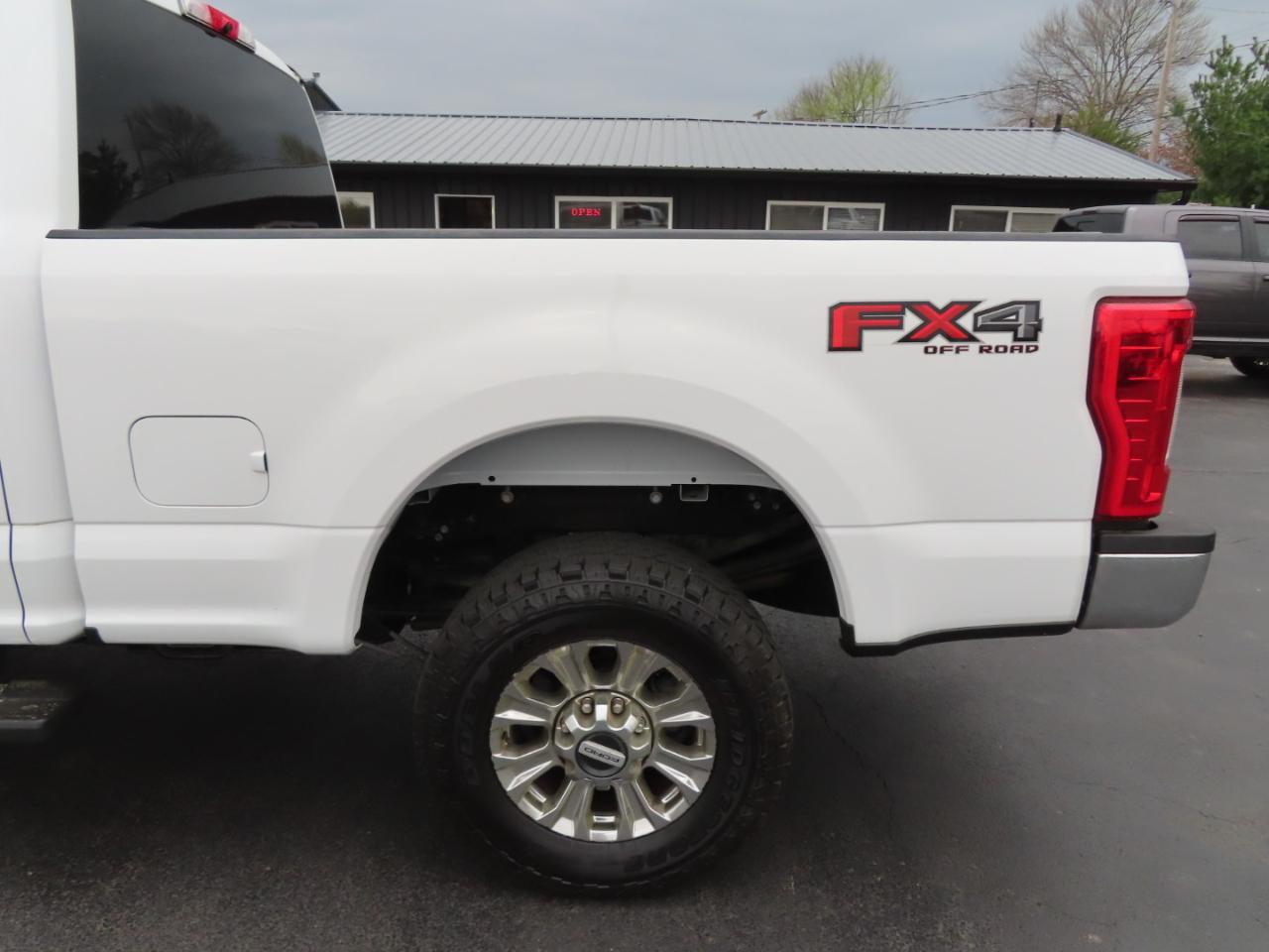 Ford Super Duty F-250 SRW XLT 4WD Crew Cab 6.75' Box 2018