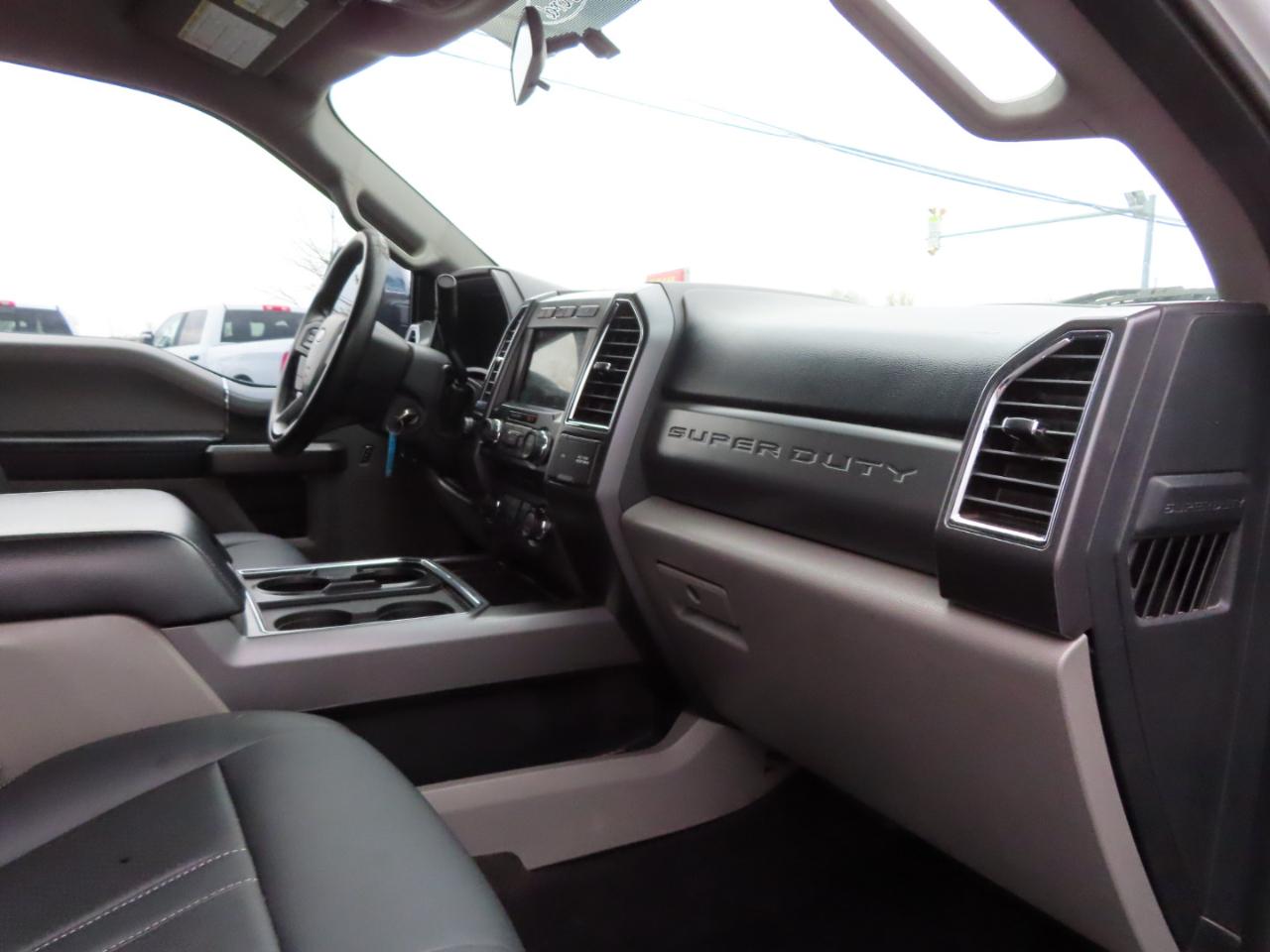 Ford Super Duty F-250 SRW XLT 4WD Crew Cab 6.75' Box 2018