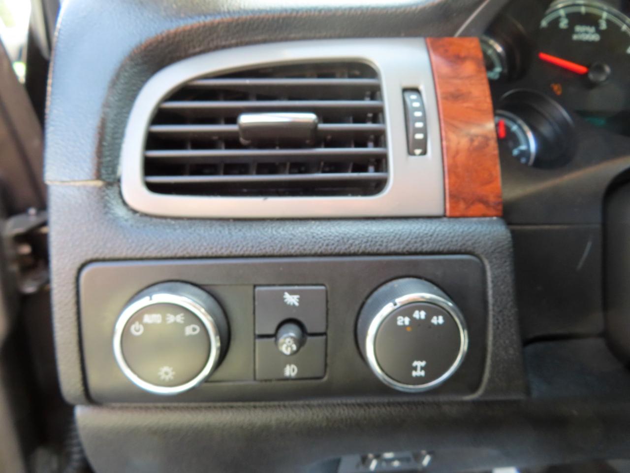 Chevrolet Silverado 2500HD 4WD Crew Cab 153" LTZ 2008