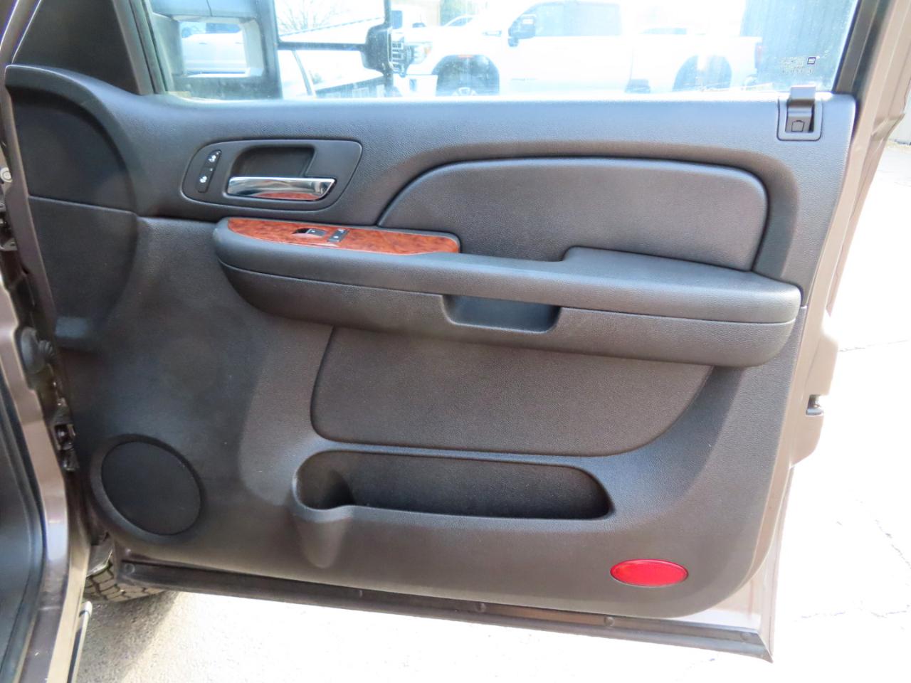 Chevrolet Silverado 2500HD 4WD Crew Cab 153" LTZ 2008