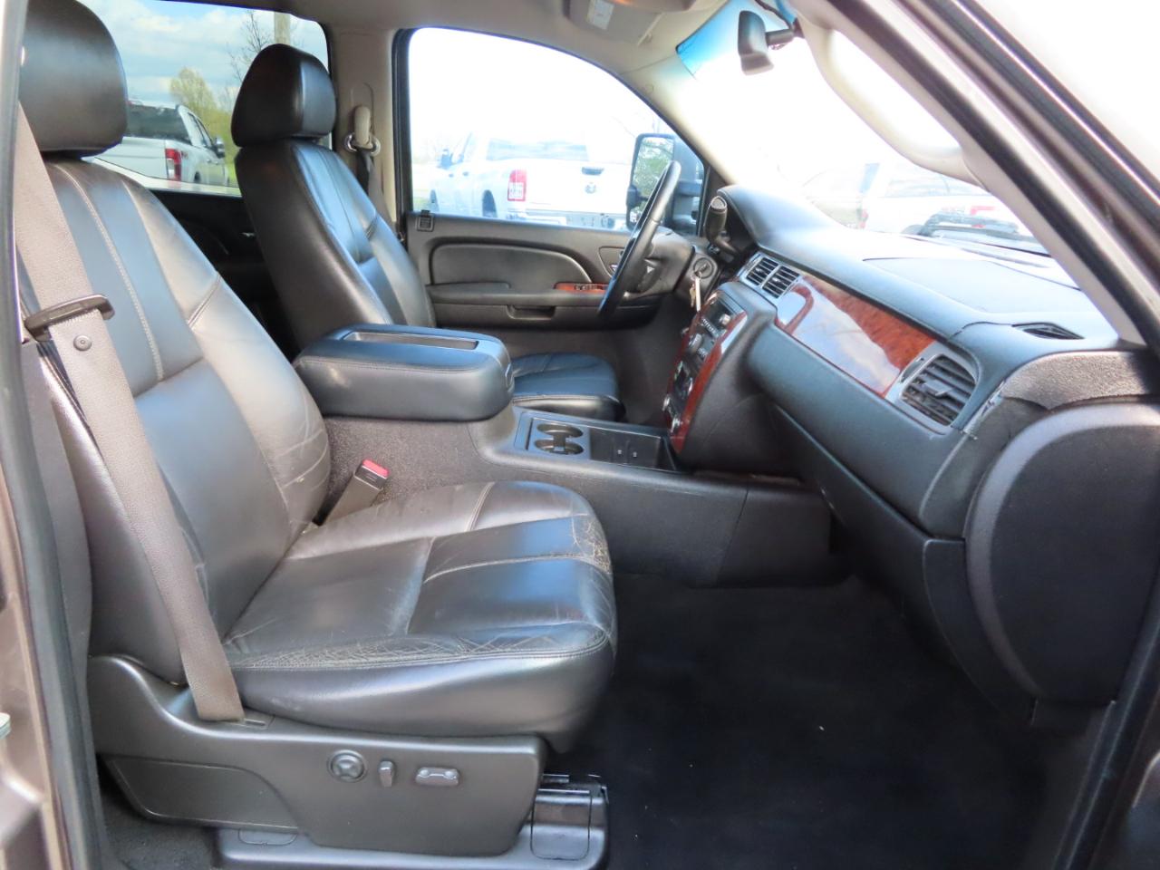 Chevrolet Silverado 2500HD 4WD Crew Cab 153" LTZ 2008