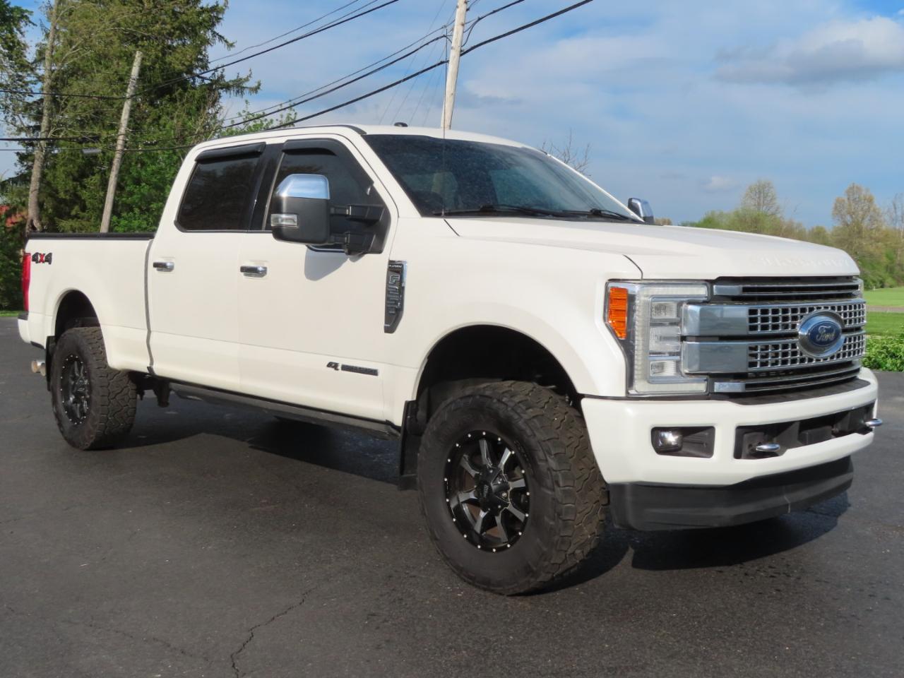 Ford Super Duty F-250 SRW Platinum 4WD Crew Cab 6.75' Box 2017