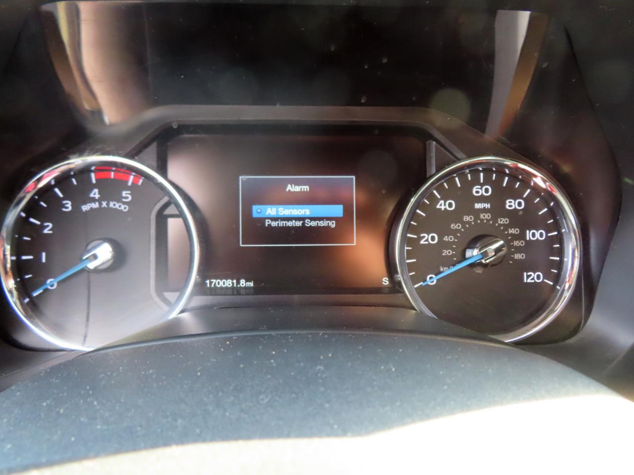 Ford Super Duty F-250 SRW Platinum 4WD Crew Cab 6.75' Box 2017