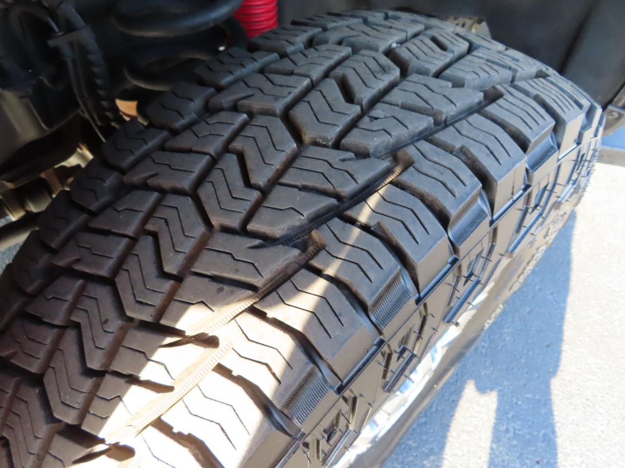 Ford Super Duty F-350 SRW XLT 4WD Crew Cab 8' Box 2017