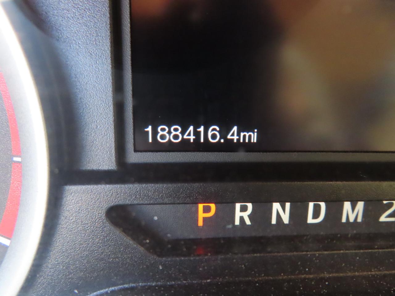 Ford Super Duty F-350 SRW XLT 4WD Crew Cab 8' Box 2017