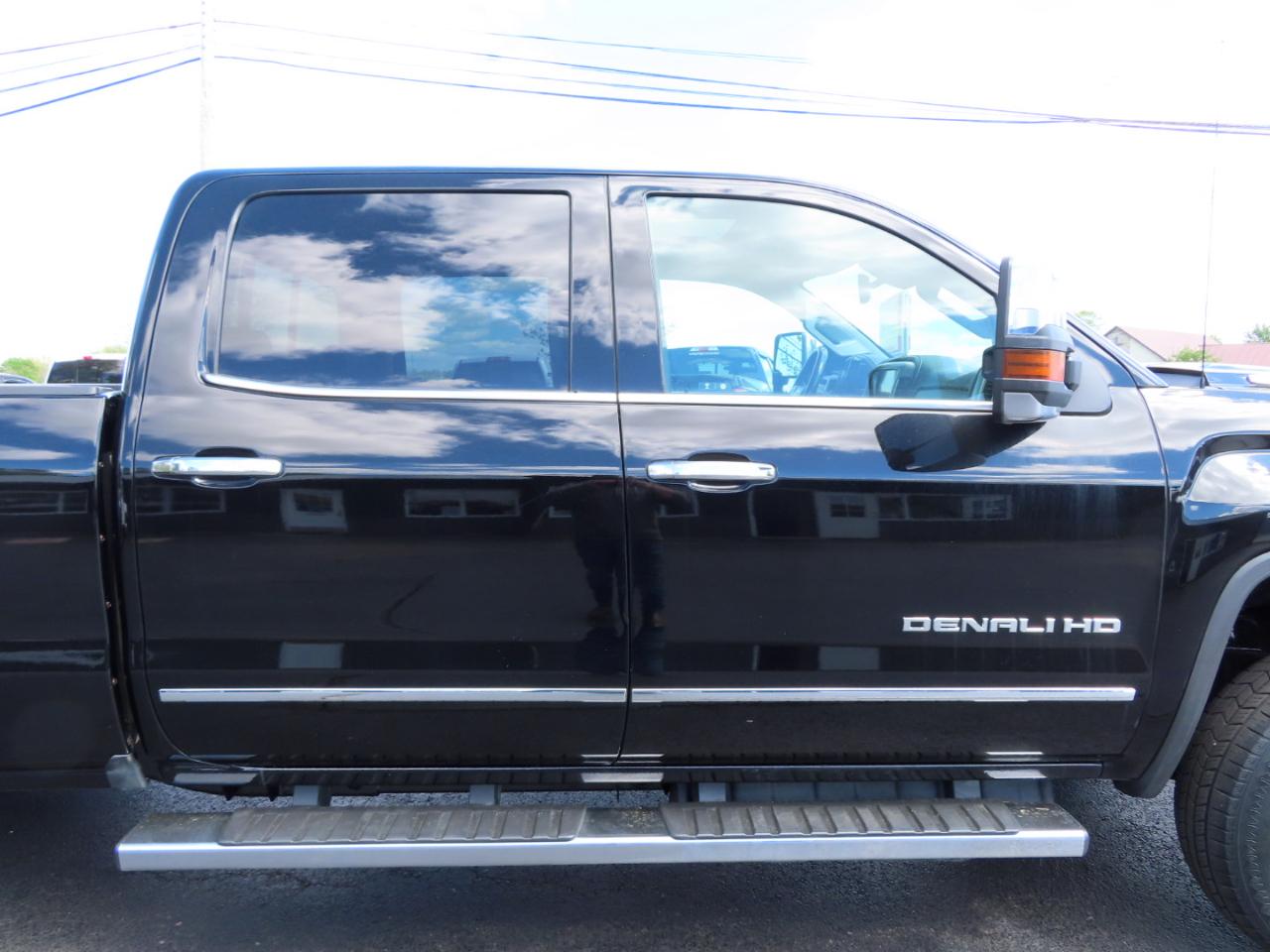 GMC Sierra 3500HD 4WD Crew Cab 167.7" Denali 2019