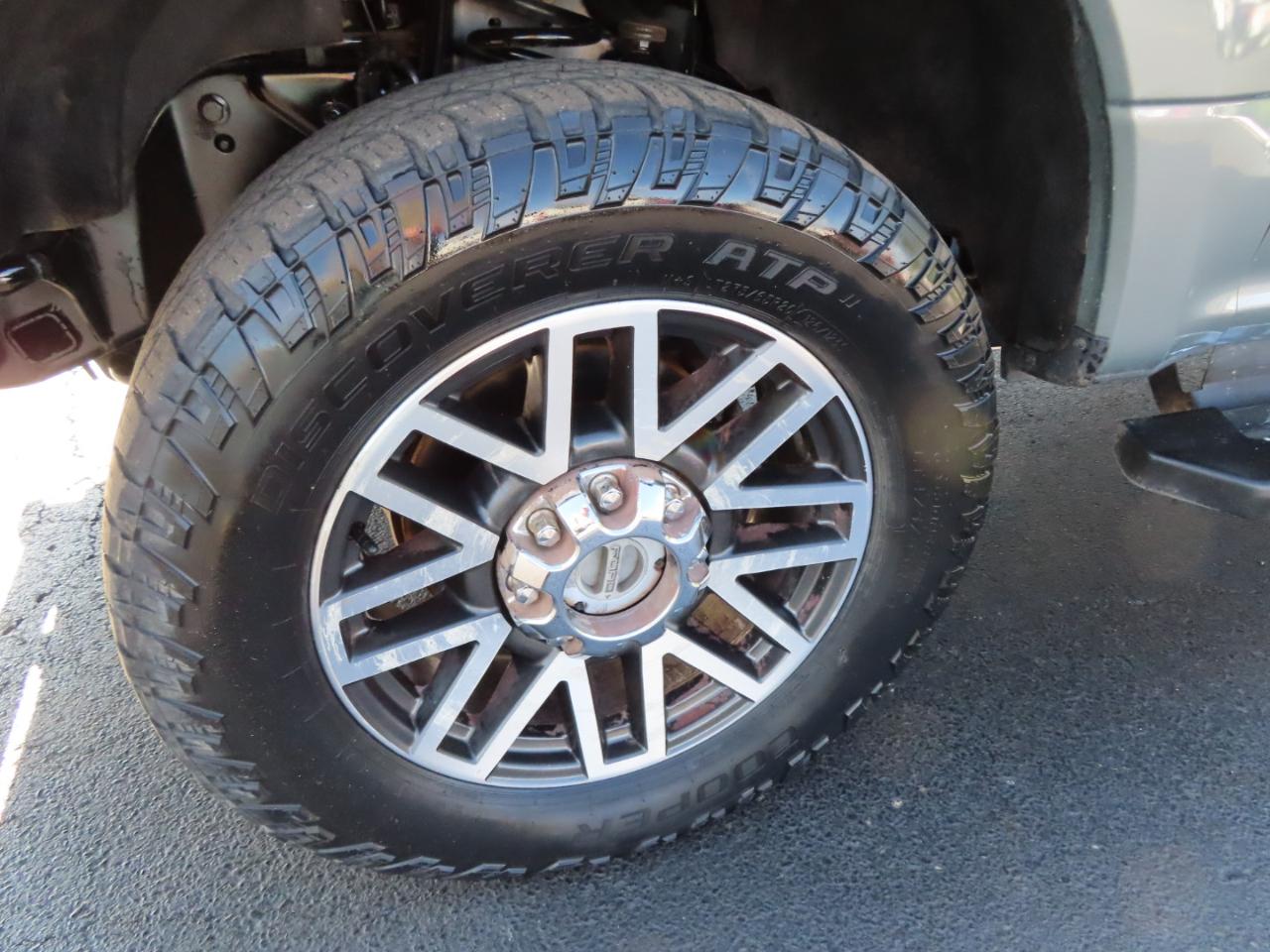 Ford Super Duty F-350 SRW Lariat 4WD Crew Cab 8' Box 2019