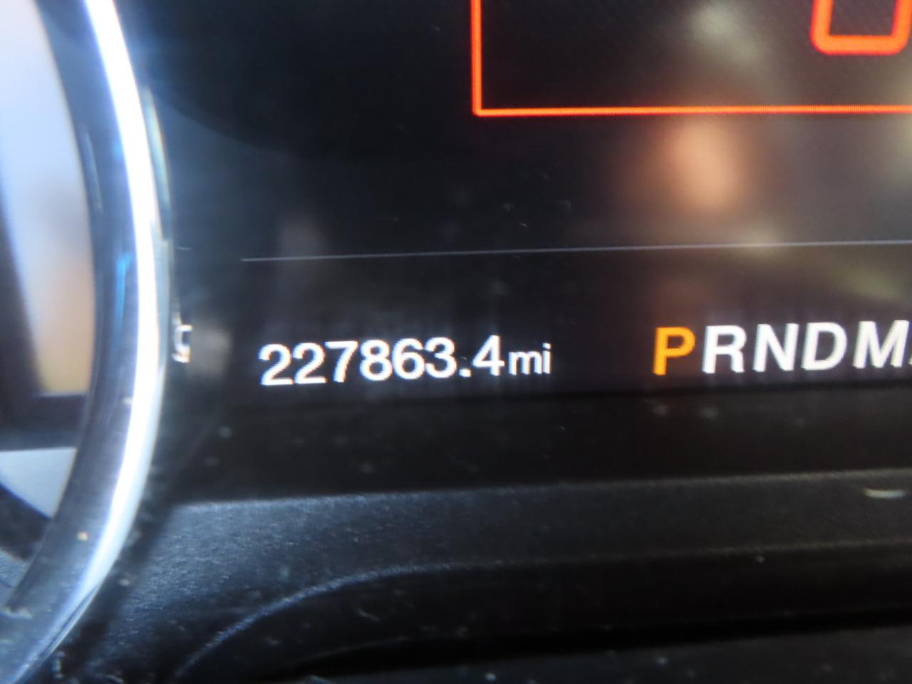 Ford Super Duty F-350 SRW Lariat 4WD Crew Cab 8' Box 2019