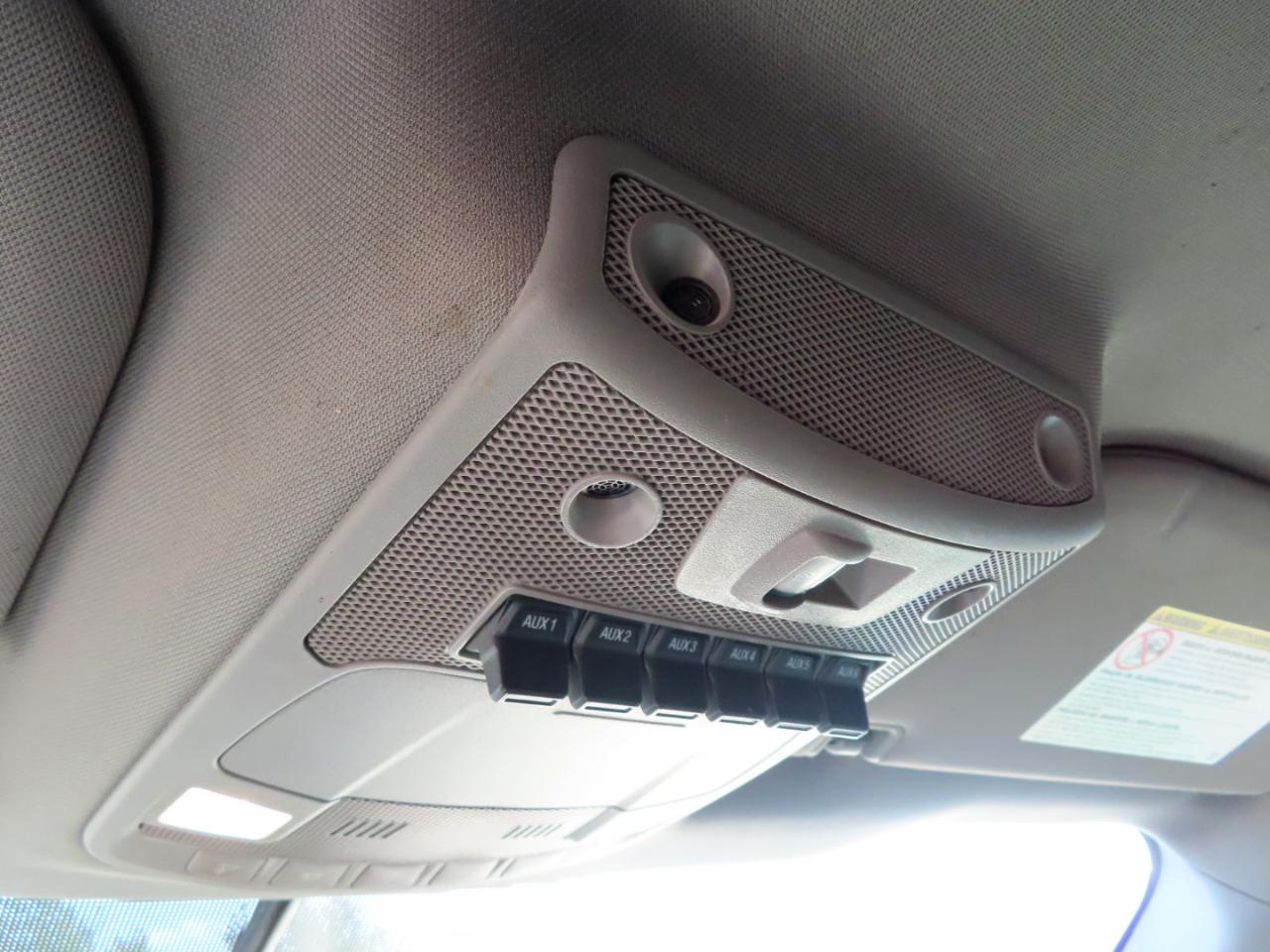 Ford Super Duty F-350 SRW Lariat 4WD Crew Cab 8' Box 2019