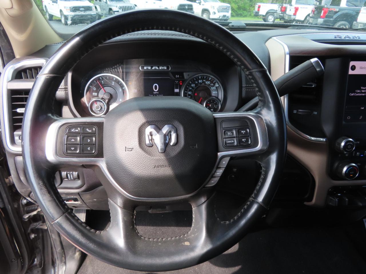 RAM 2500 Laramie 4x4 Crew Cab 8' Box 2022