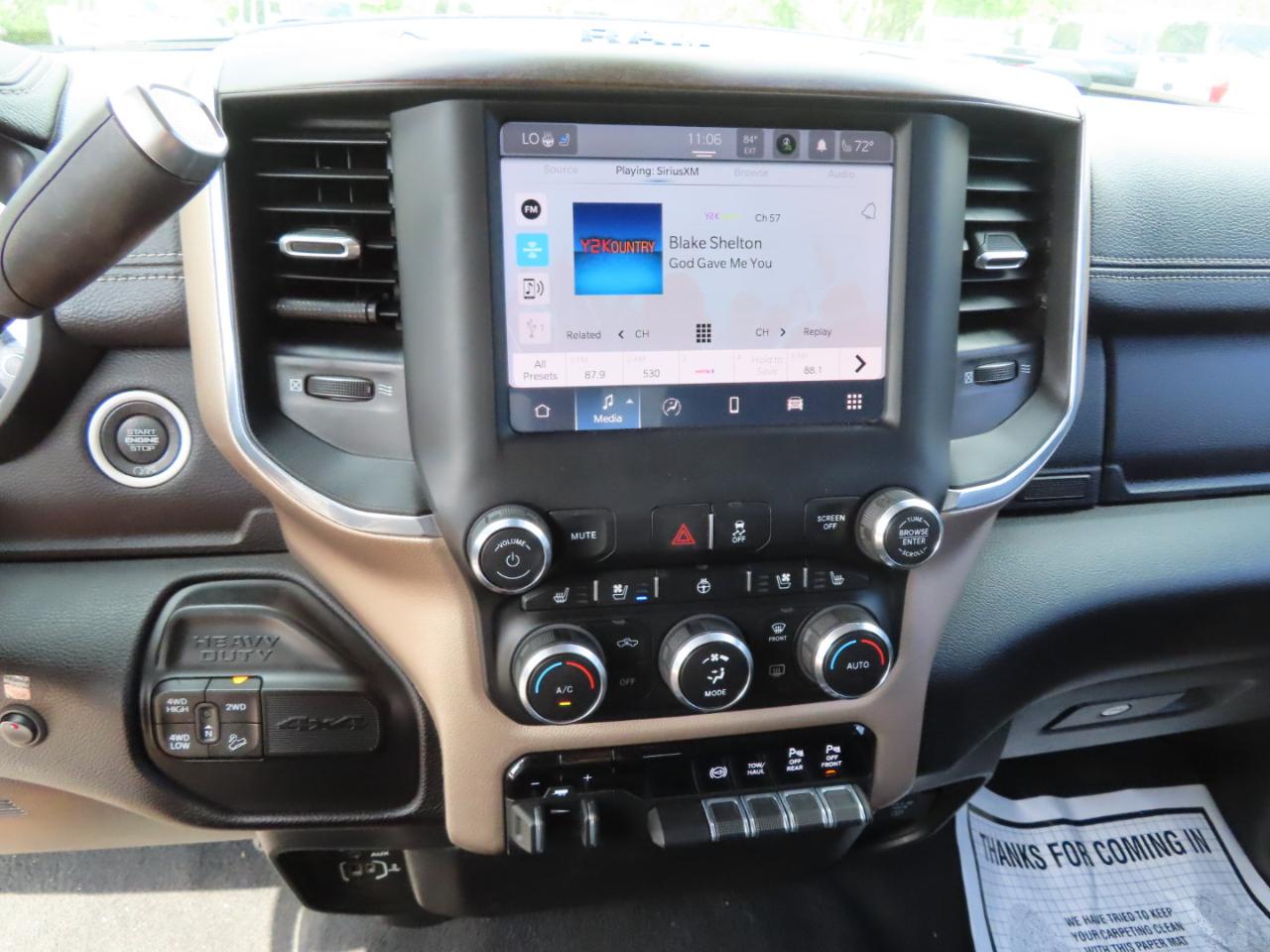 RAM 2500 Laramie 4x4 Crew Cab 8' Box 2022