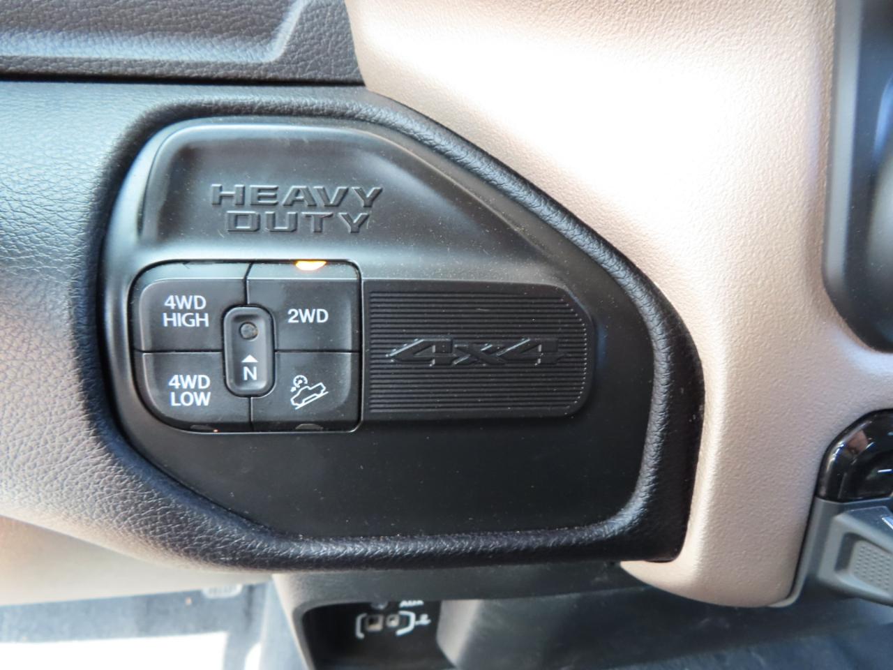 RAM 2500 Laramie 4x4 Crew Cab 8' Box 2022