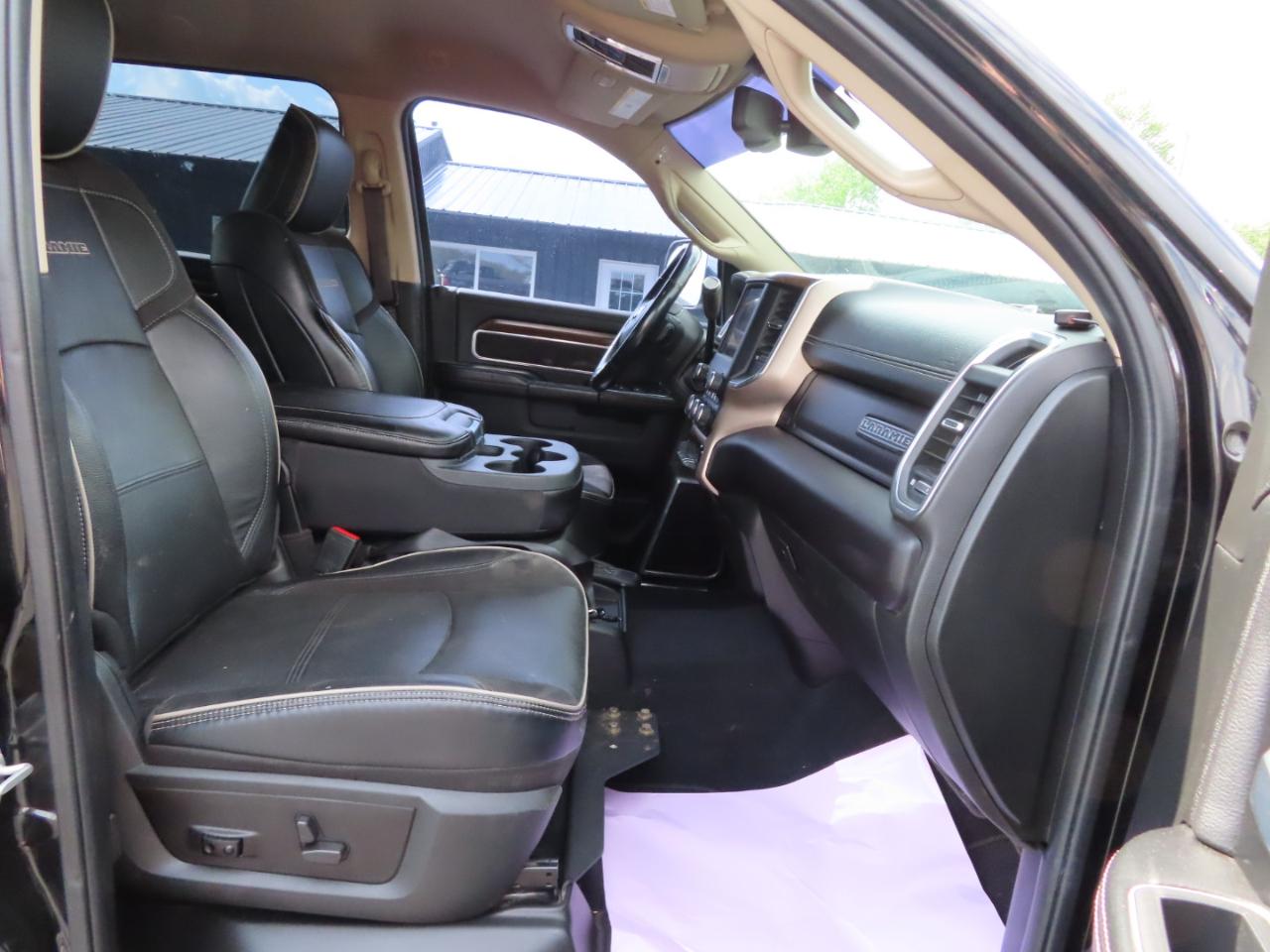 RAM 2500 Laramie 4x4 Crew Cab 8' Box 2022