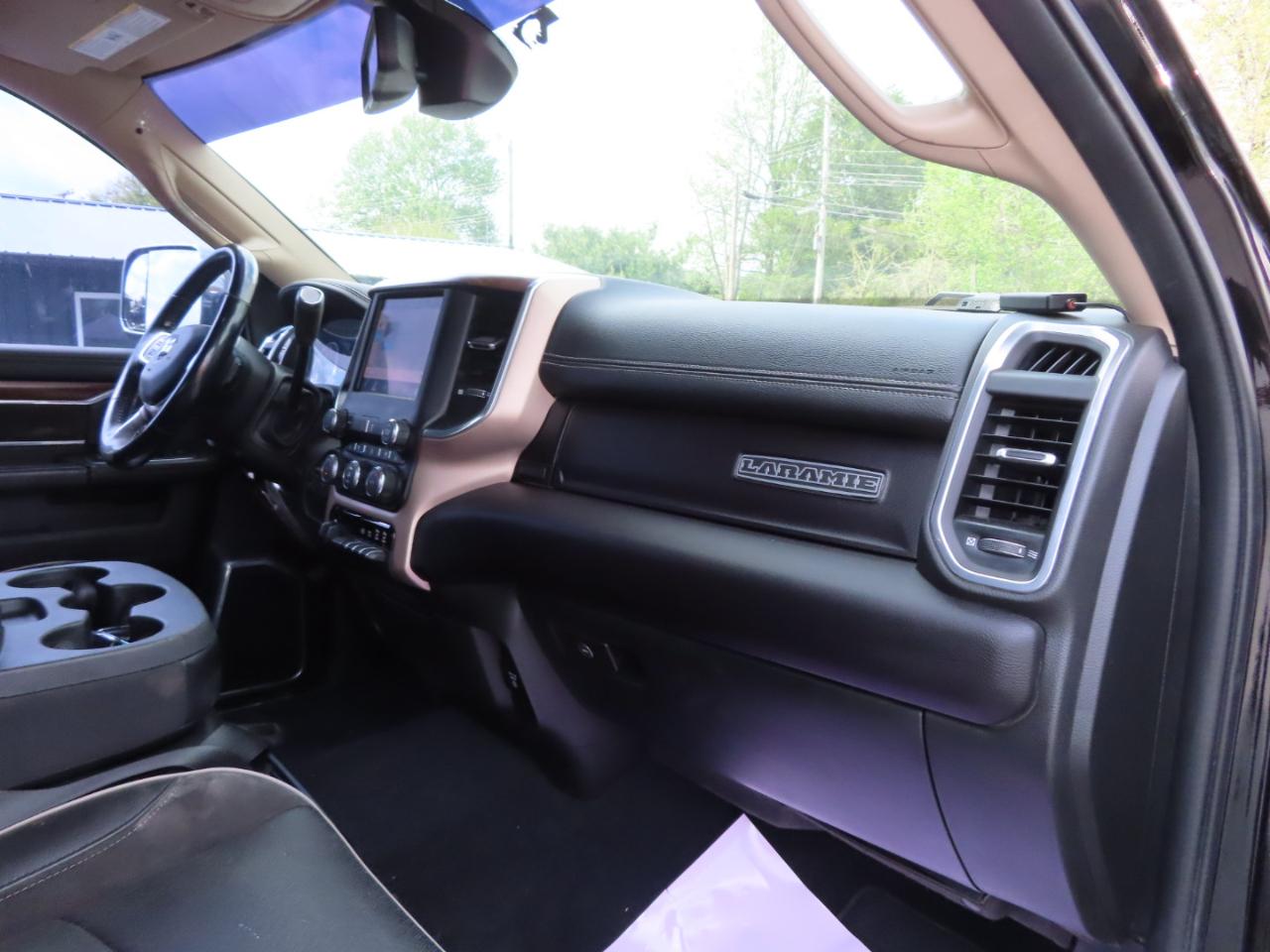 RAM 2500 Laramie 4x4 Crew Cab 8' Box 2022