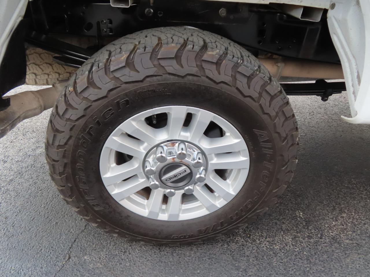 Ford Super Duty F-250 SRW XLT 4WD Crew Cab 8' Box 2019