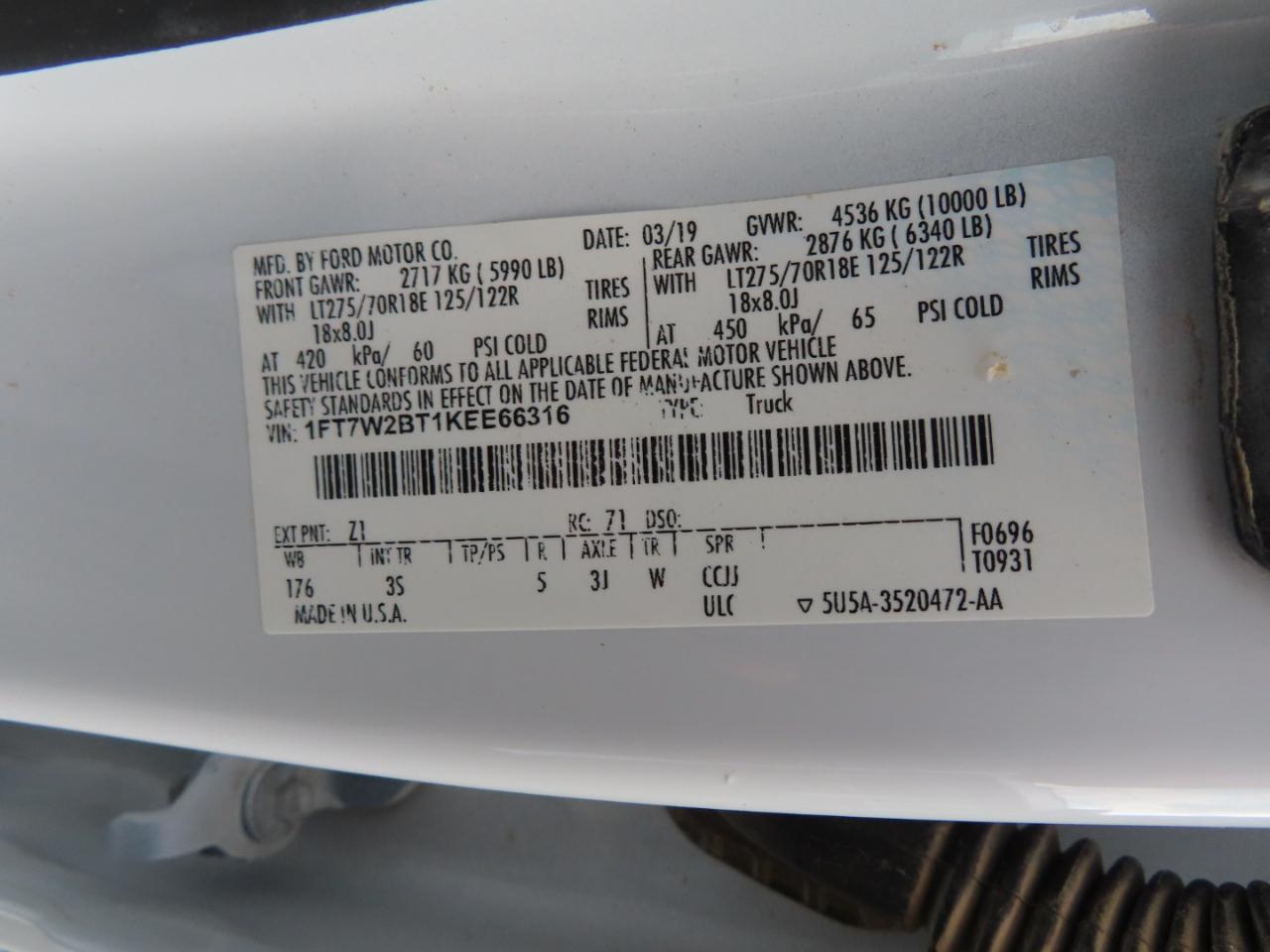 Ford Super Duty F-250 SRW XLT 4WD Crew Cab 8' Box 2019