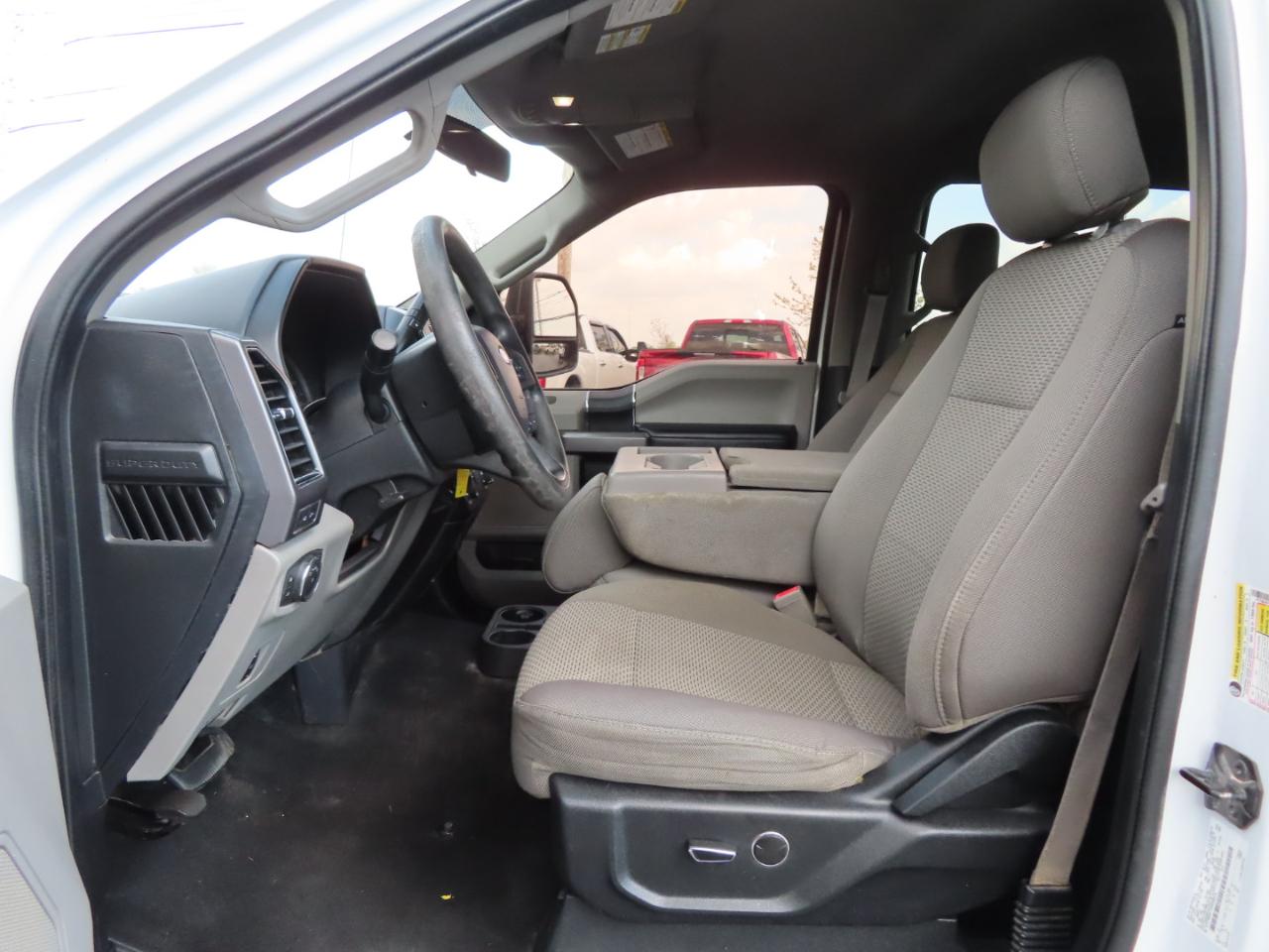 Ford Super Duty F-250 SRW XLT 4WD Crew Cab 8' Box 2019