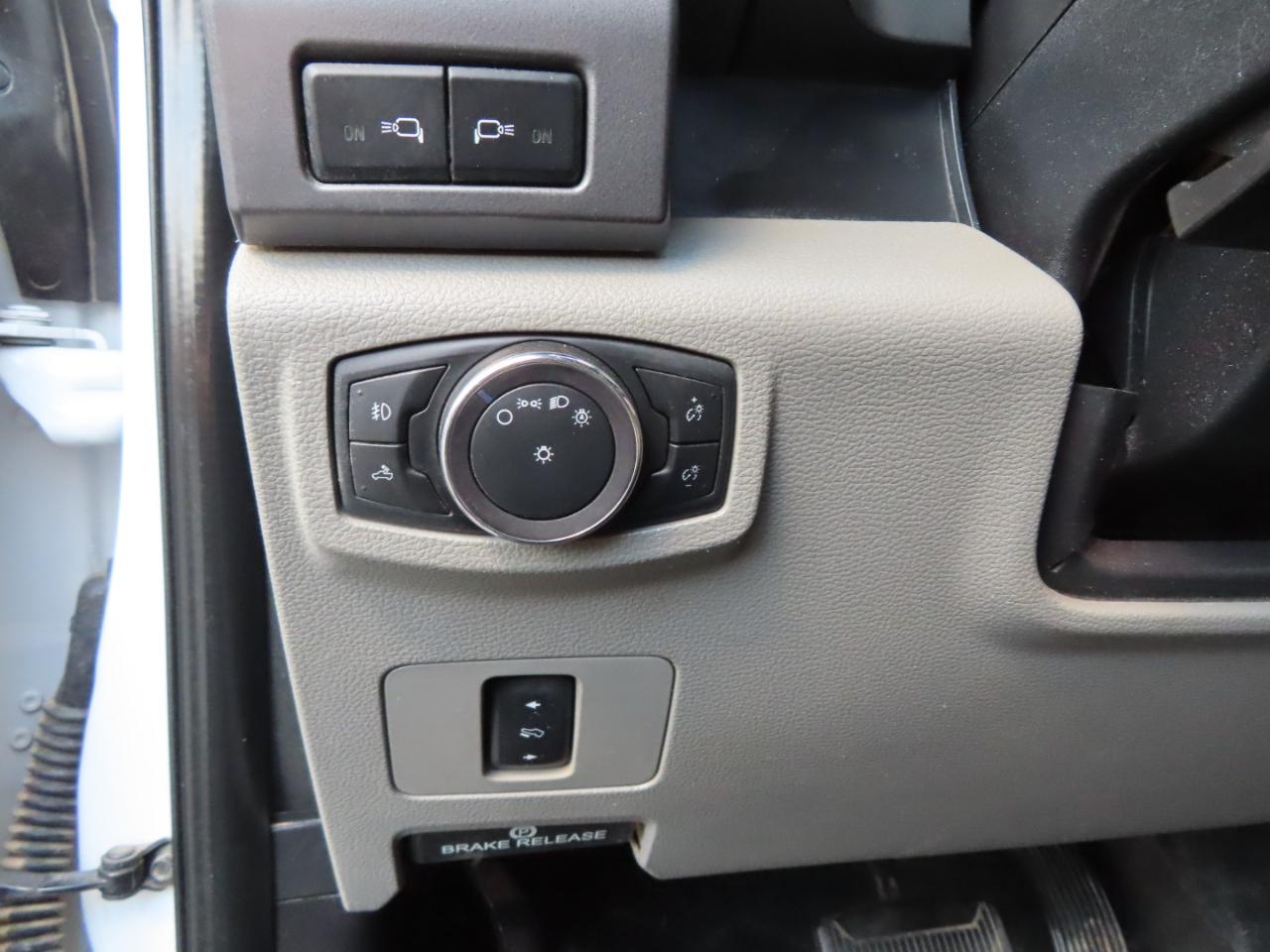 Ford Super Duty F-250 SRW XLT 4WD Crew Cab 8' Box 2019