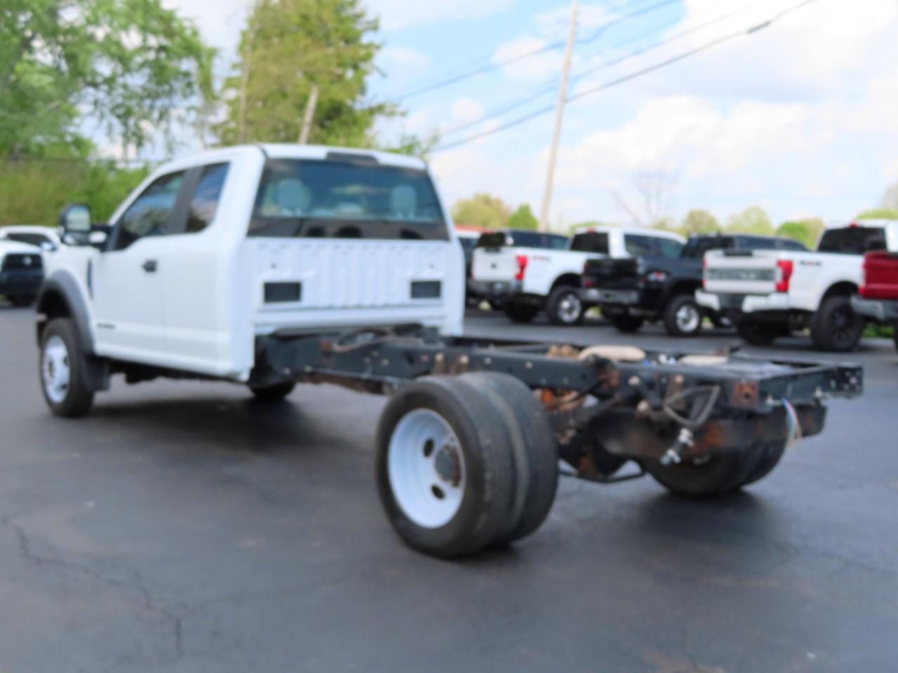 Ford Super Duty F-450 DRW XL 4WD SuperCab 168" WB 60" CA 2019